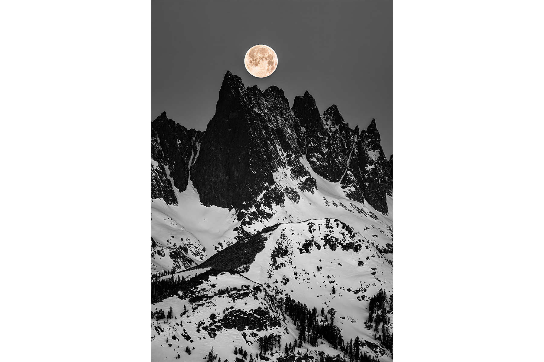 DeBock-Minaret-Moon-BW-Vertical-1800px.png