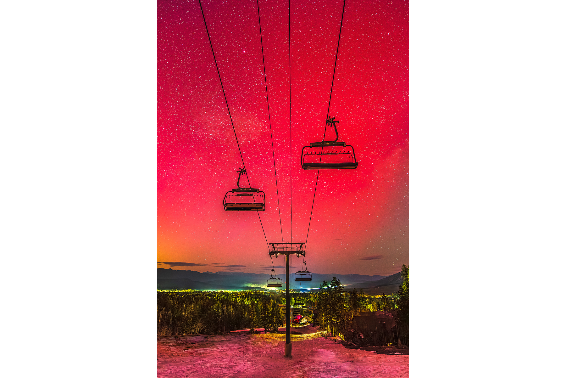 SKI LIFT AURORA