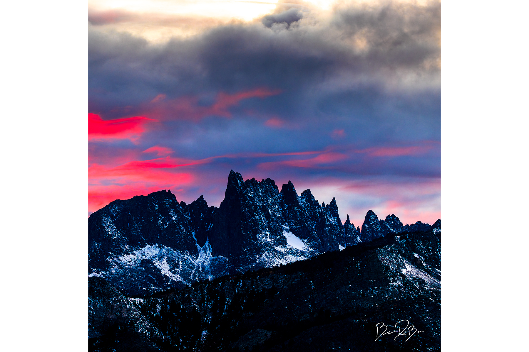 MINARETS