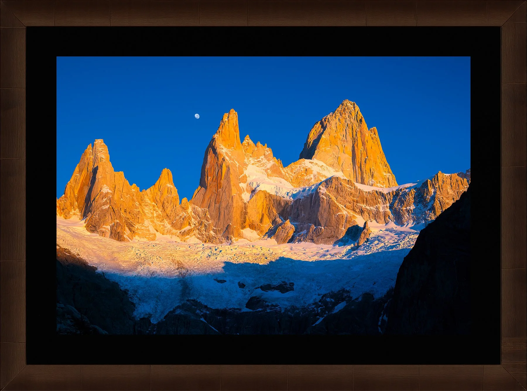 DeBock-Majestic-Mt-Fitz-Roy-Framed-Cigar-Leaf-Blk-Liner-1800x.jpg