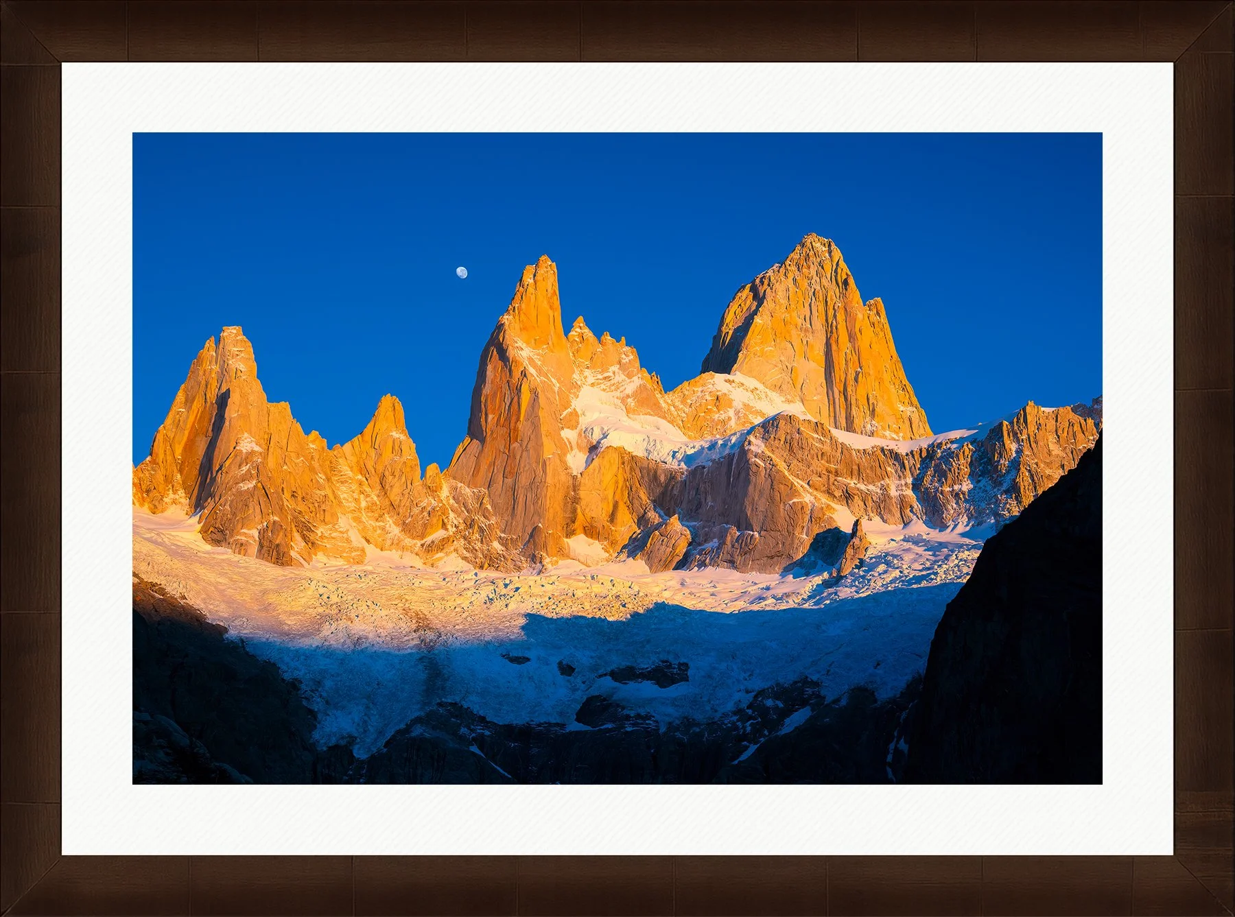 DeBock-Majestic-Mt-Fitz-Roy-Framed-Cigar-Leaf-Wht-Liner-1800x.jpg