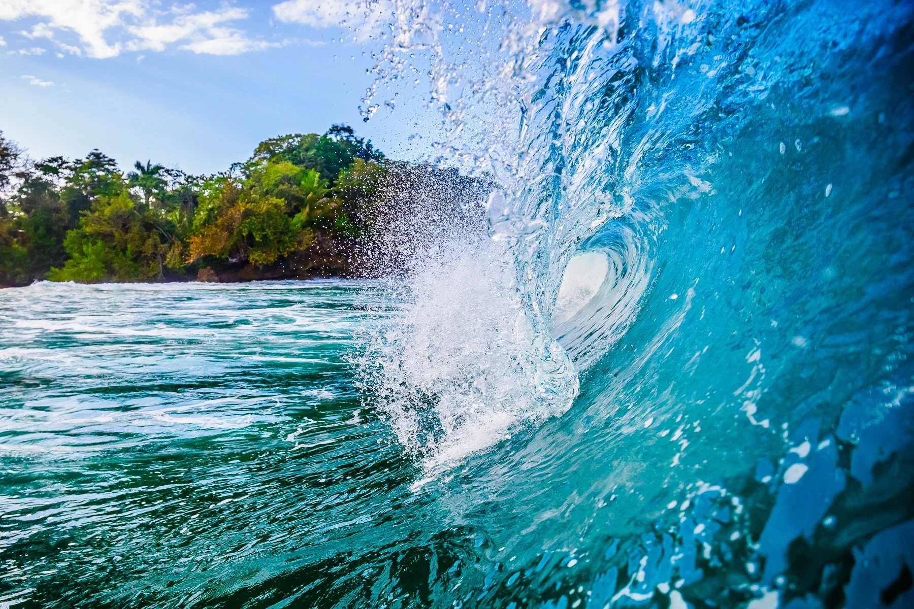 AZURE WAVE