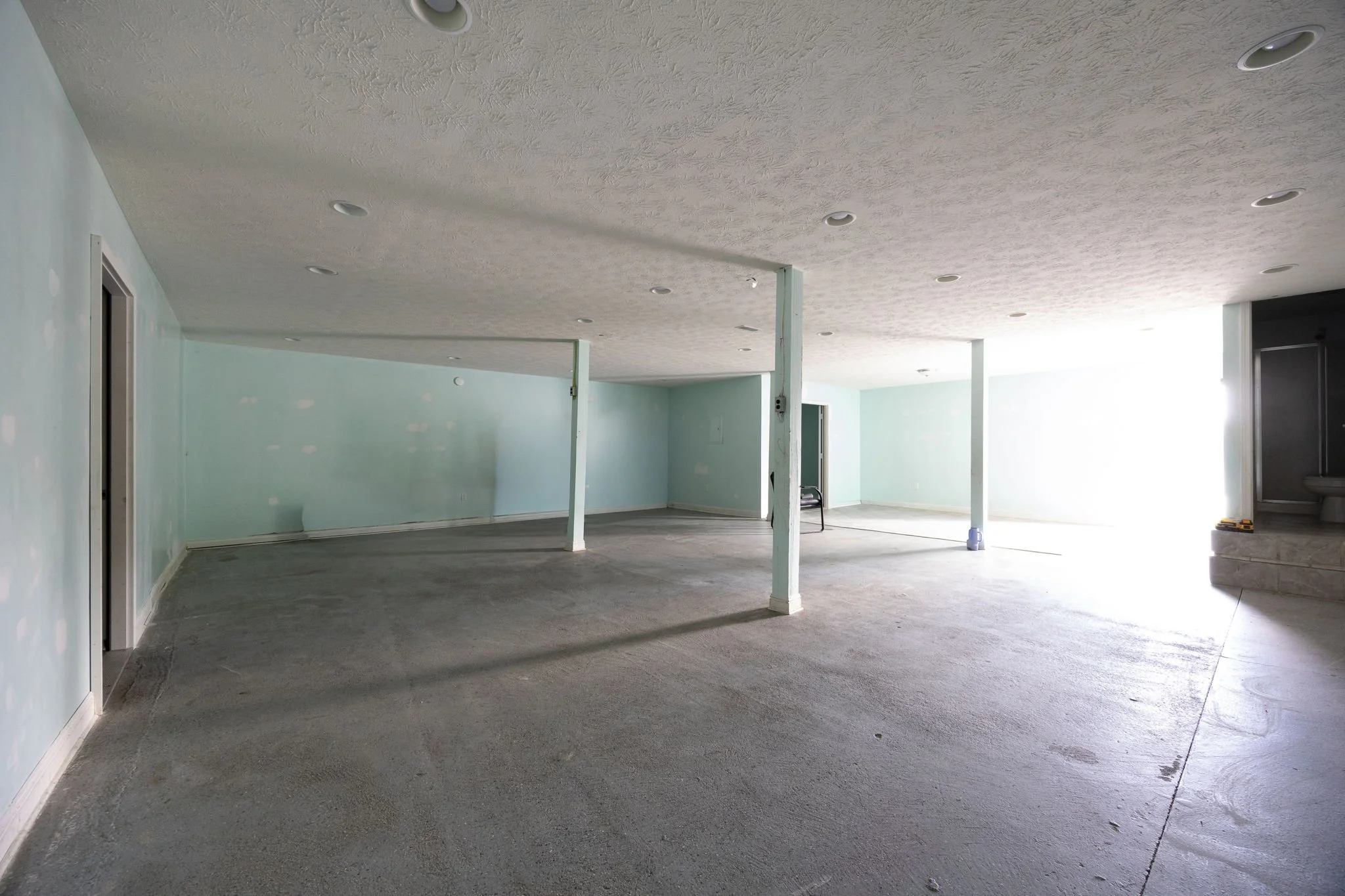 78-web-or-mls-077Slate Ave.jpg