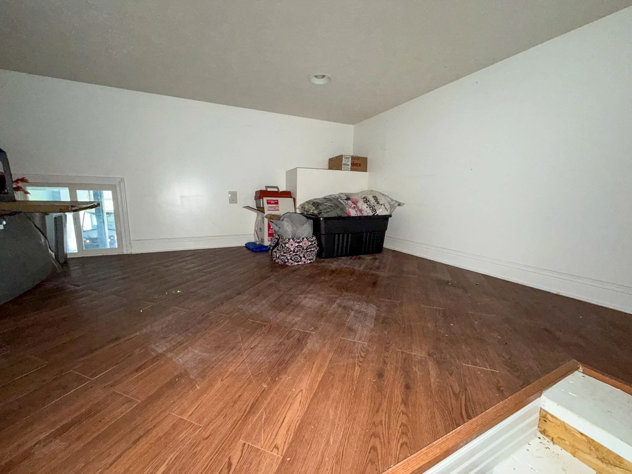 83-web-or-mls-082Slate Ave.jpg