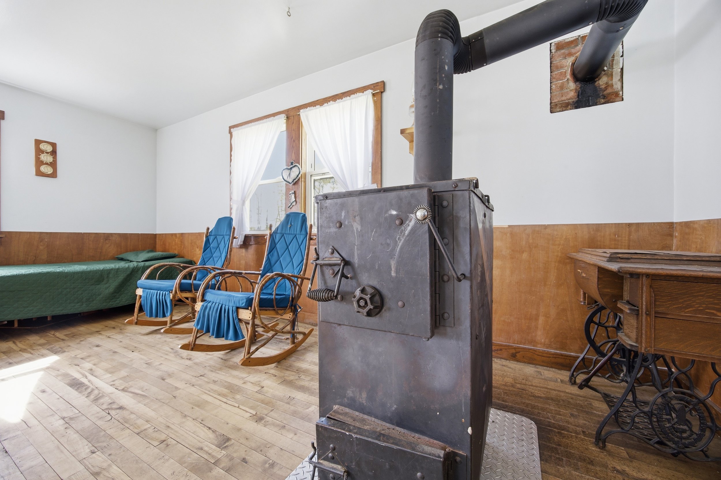 23-print-022Stulltown .jpg