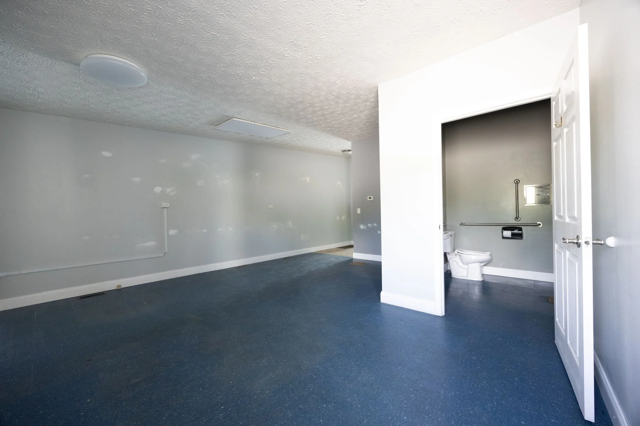 61-web-or-mls-060Slate Ave.jpg