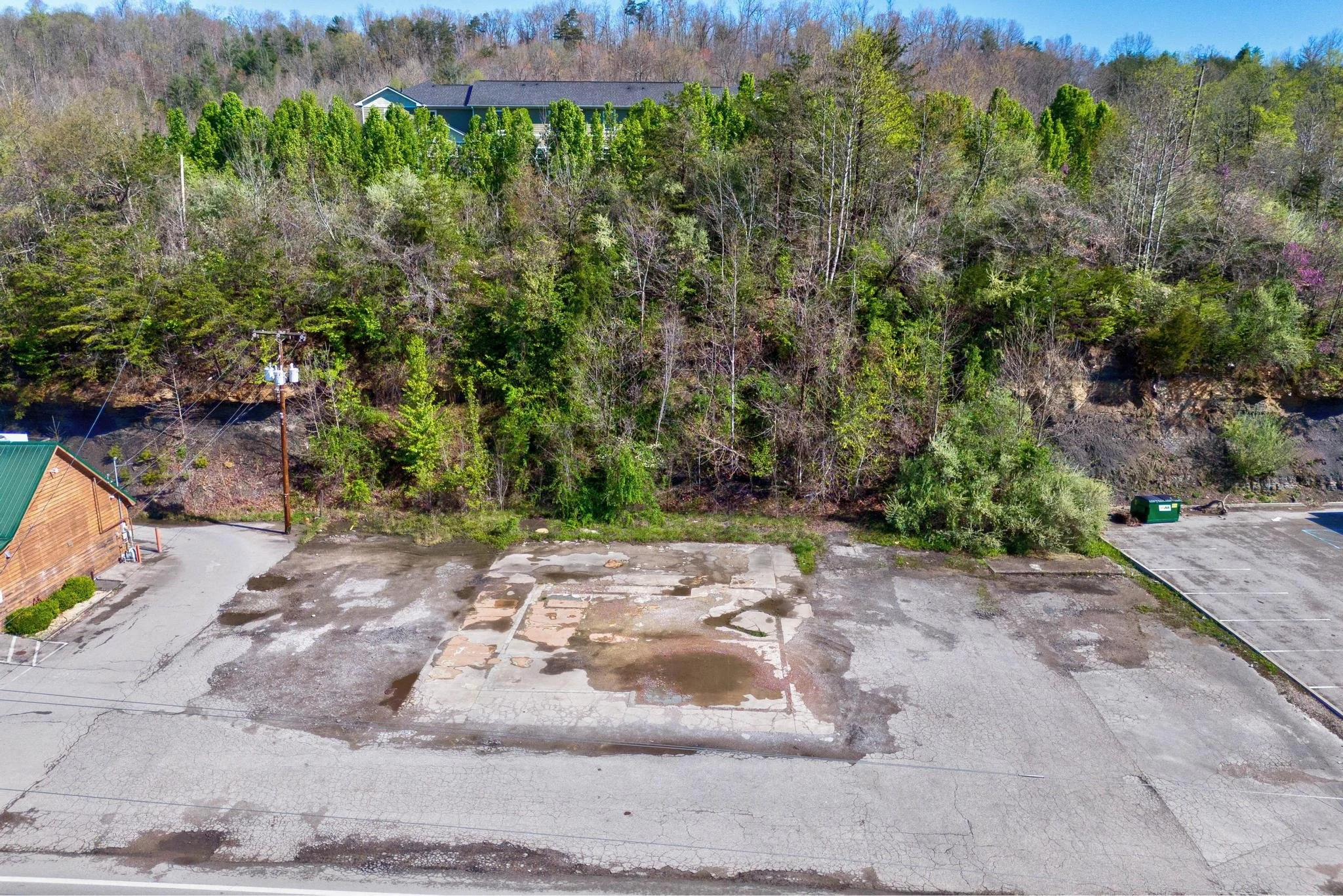DJI_20240413104104_0042_D_-2_-3.jpg