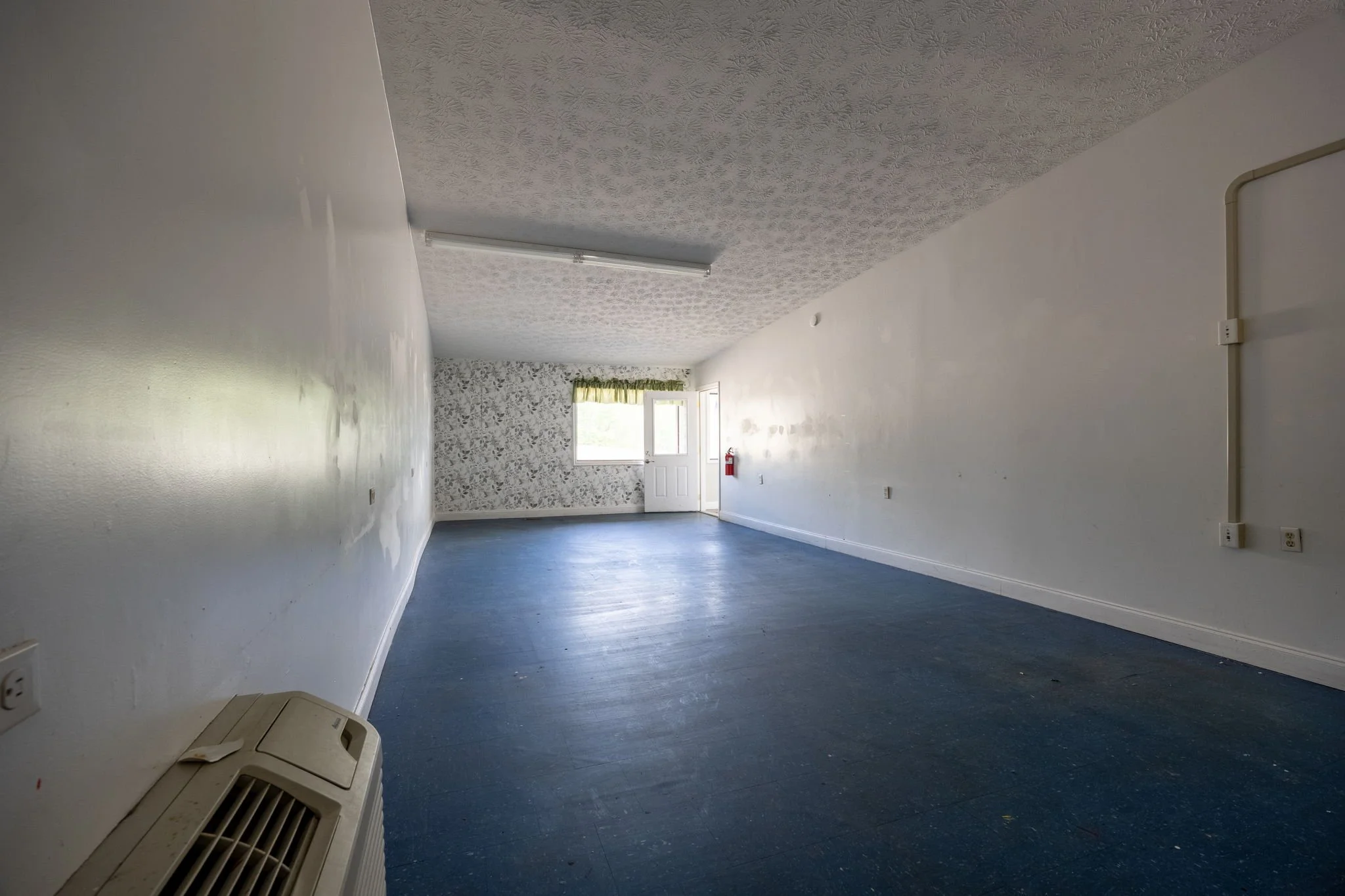 45-web-or-mls-044Slate Ave.jpg
