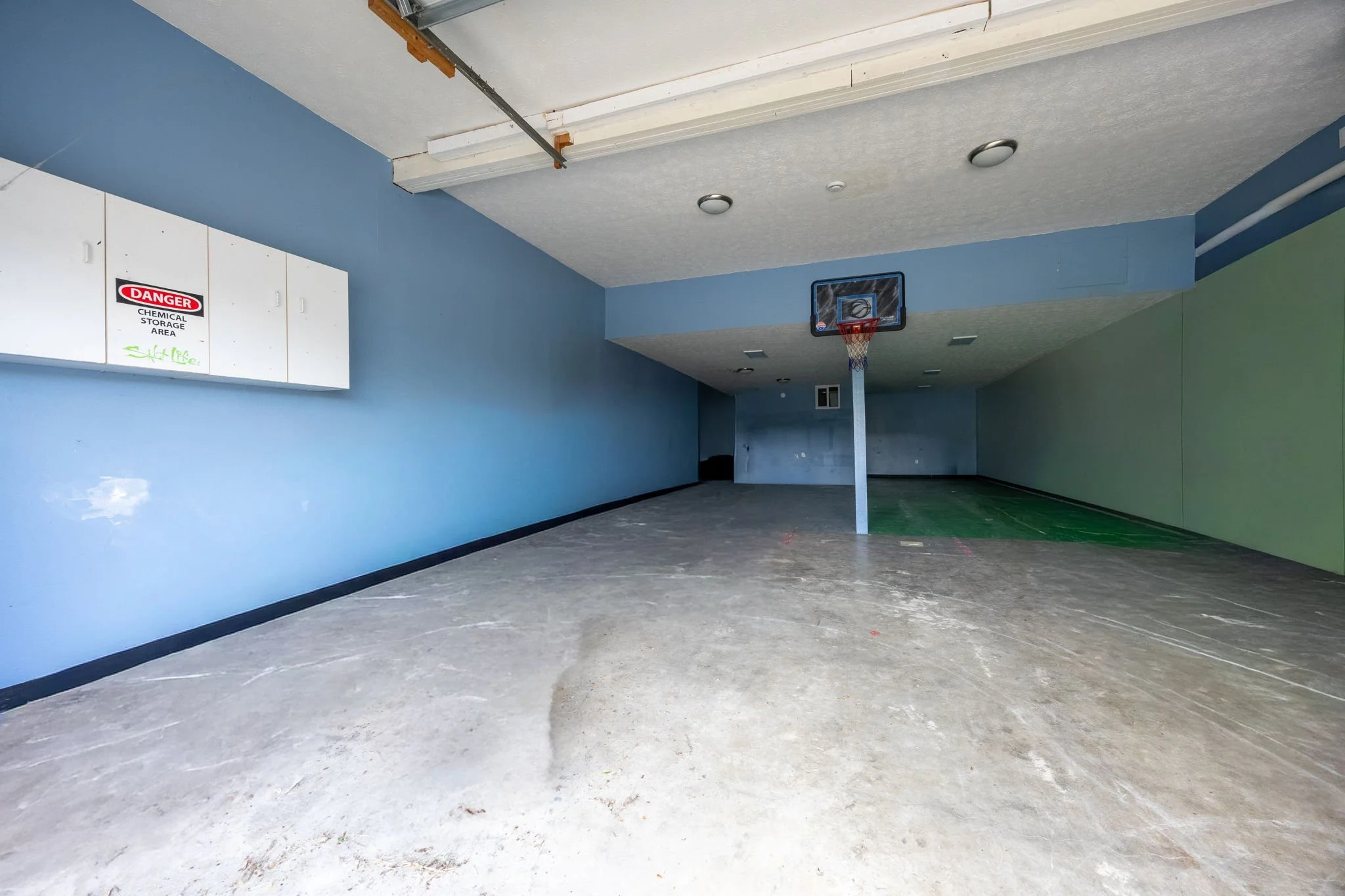 88-web-or-mls-087Slate Ave.jpg
