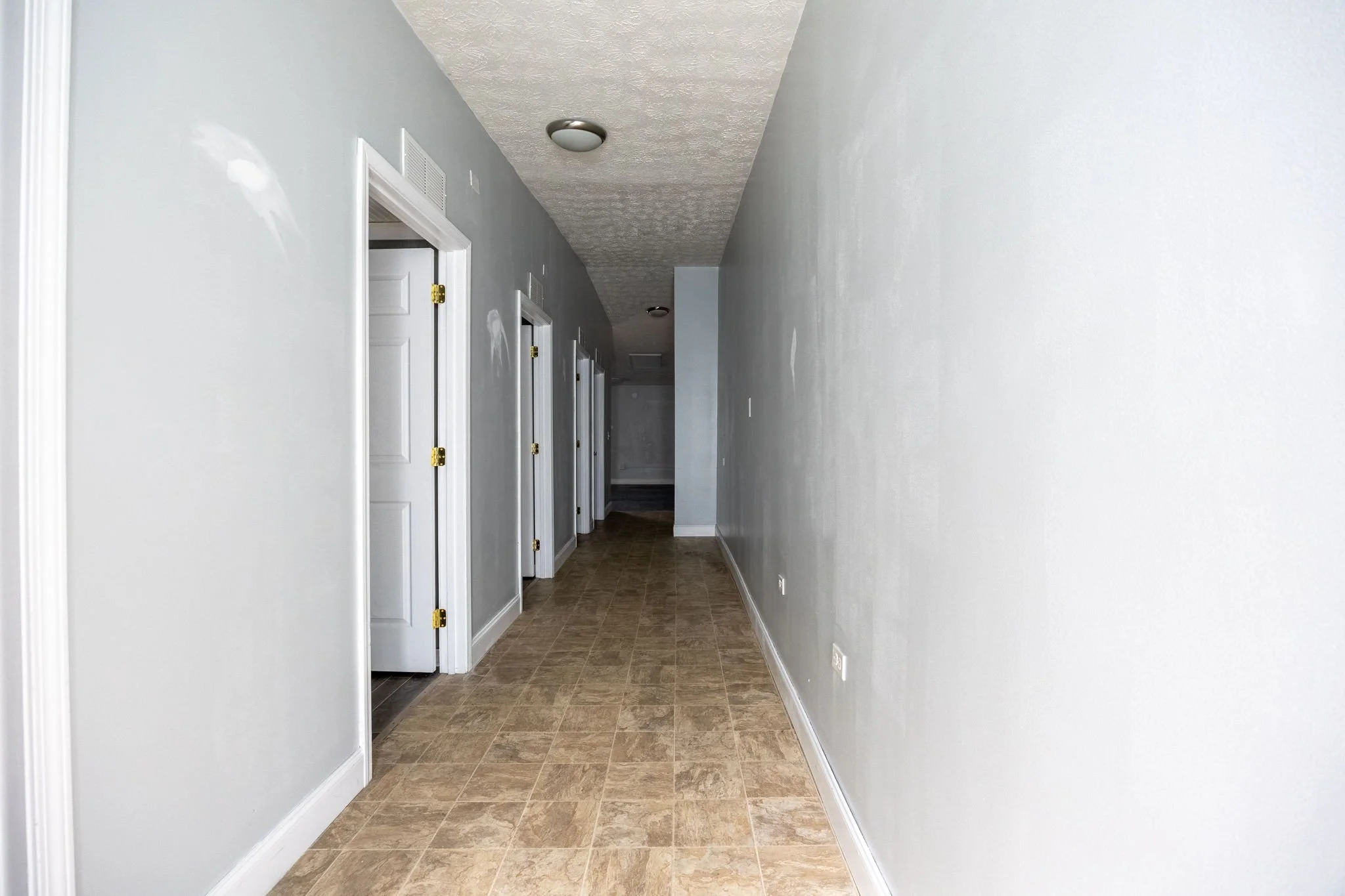 69-web-or-mls-068Slate Ave.jpg