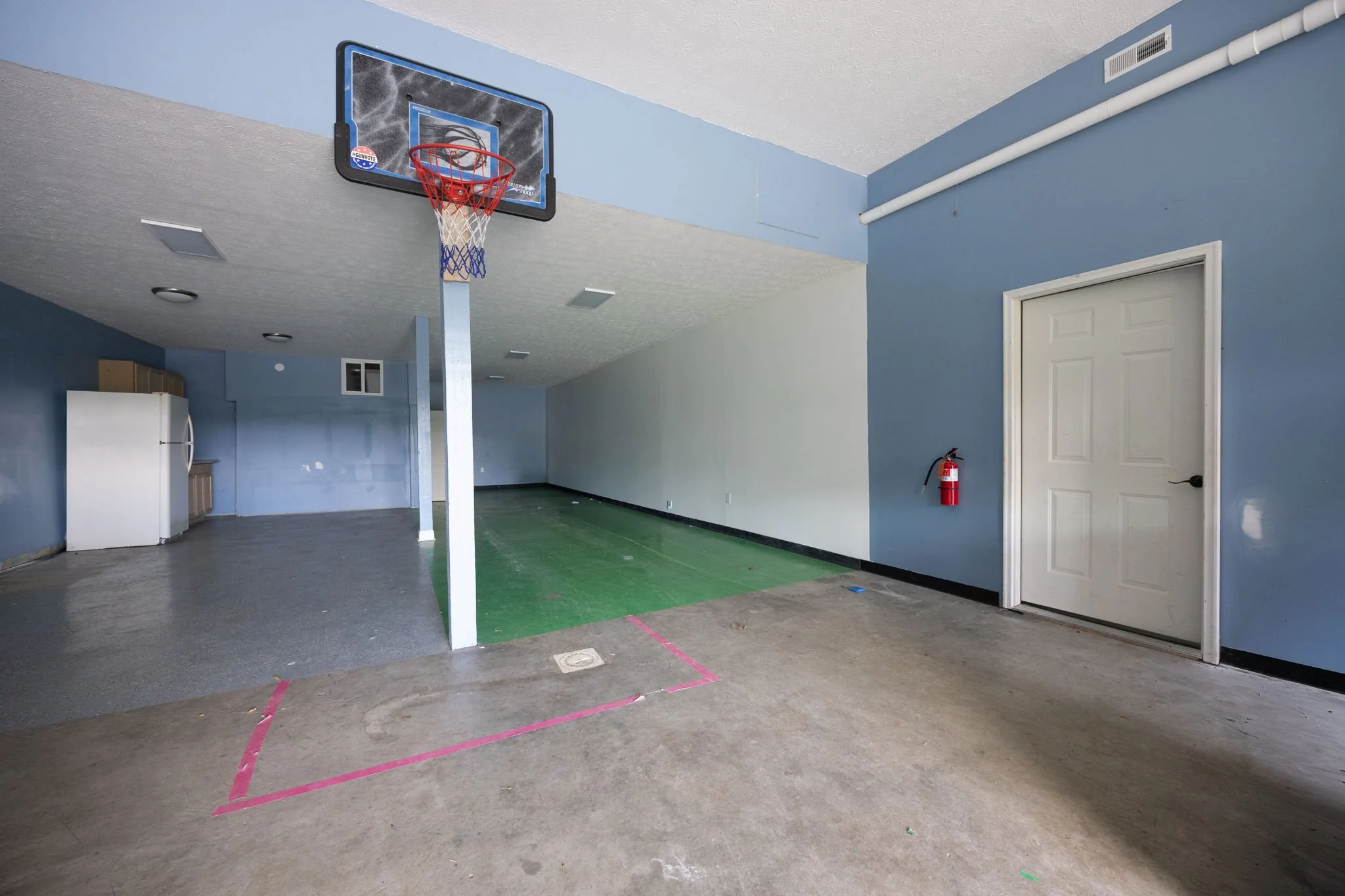79-web-or-mls-078Slate Ave.jpg