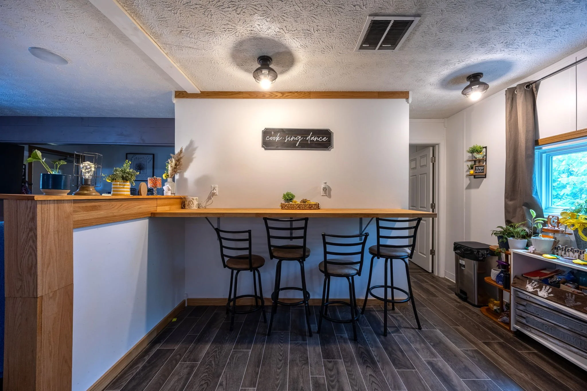 15-web-or-mls-014Slate Ave.jpg
