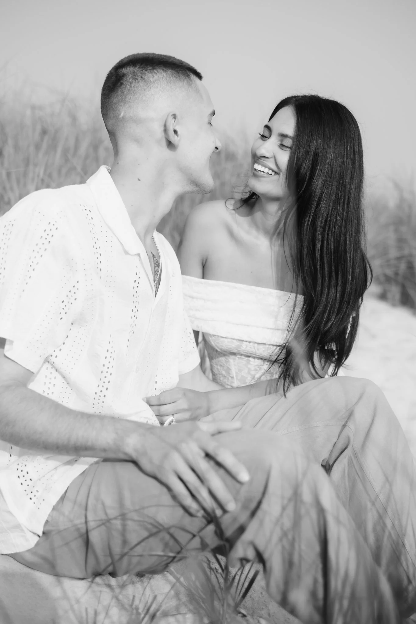 04-Paula&MaximEngagement-WingaersheekBeach-MateenTaba_WEB.jpg