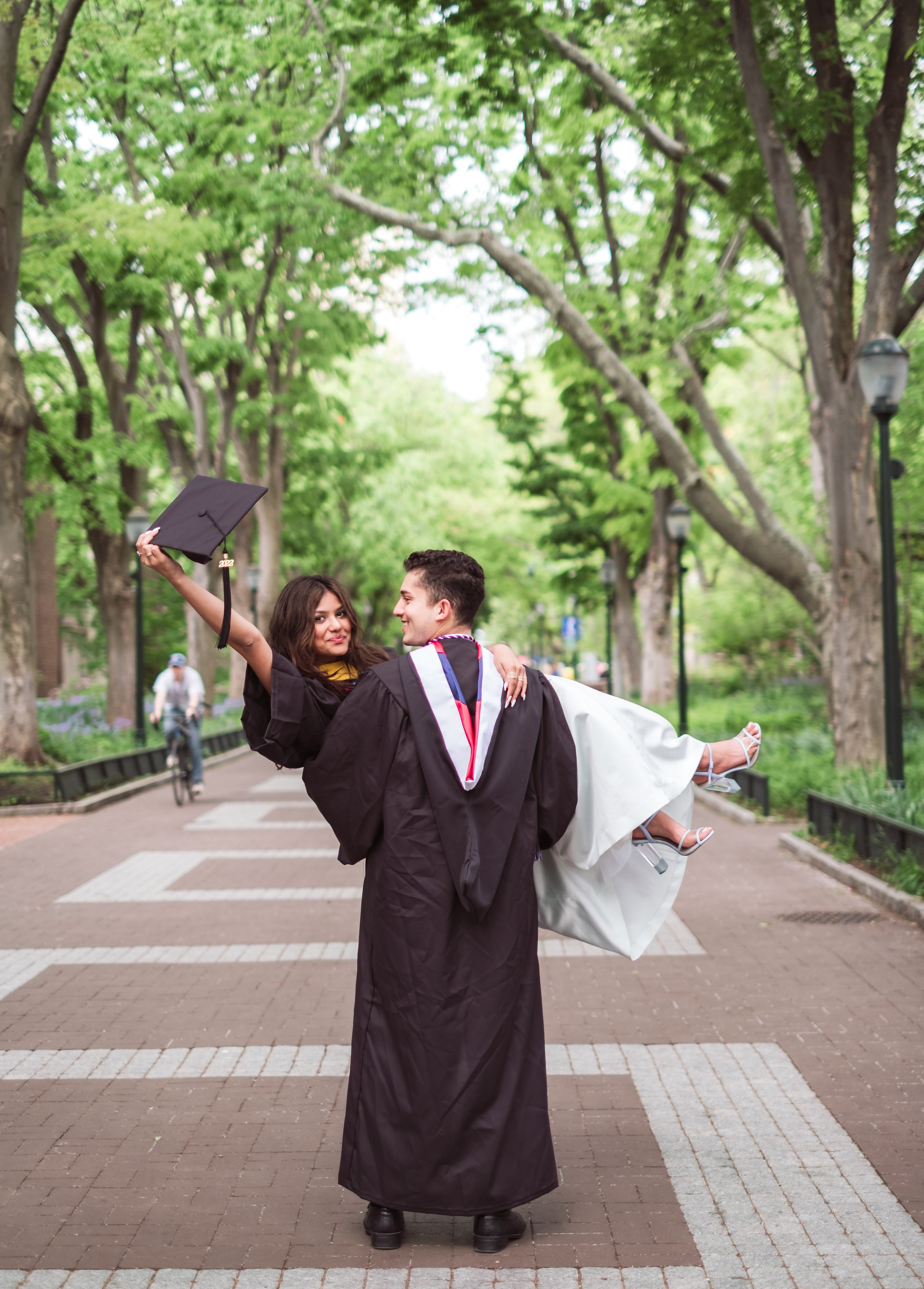Grad Photos by Mateen Taba-7953.jpg