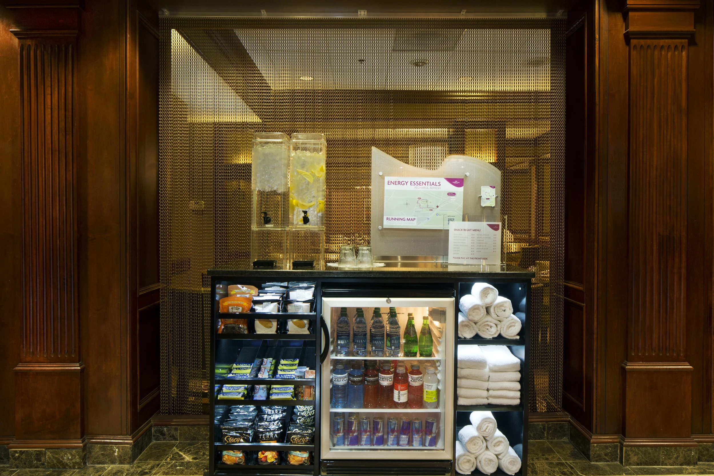 CrownPlaza_04.jpg