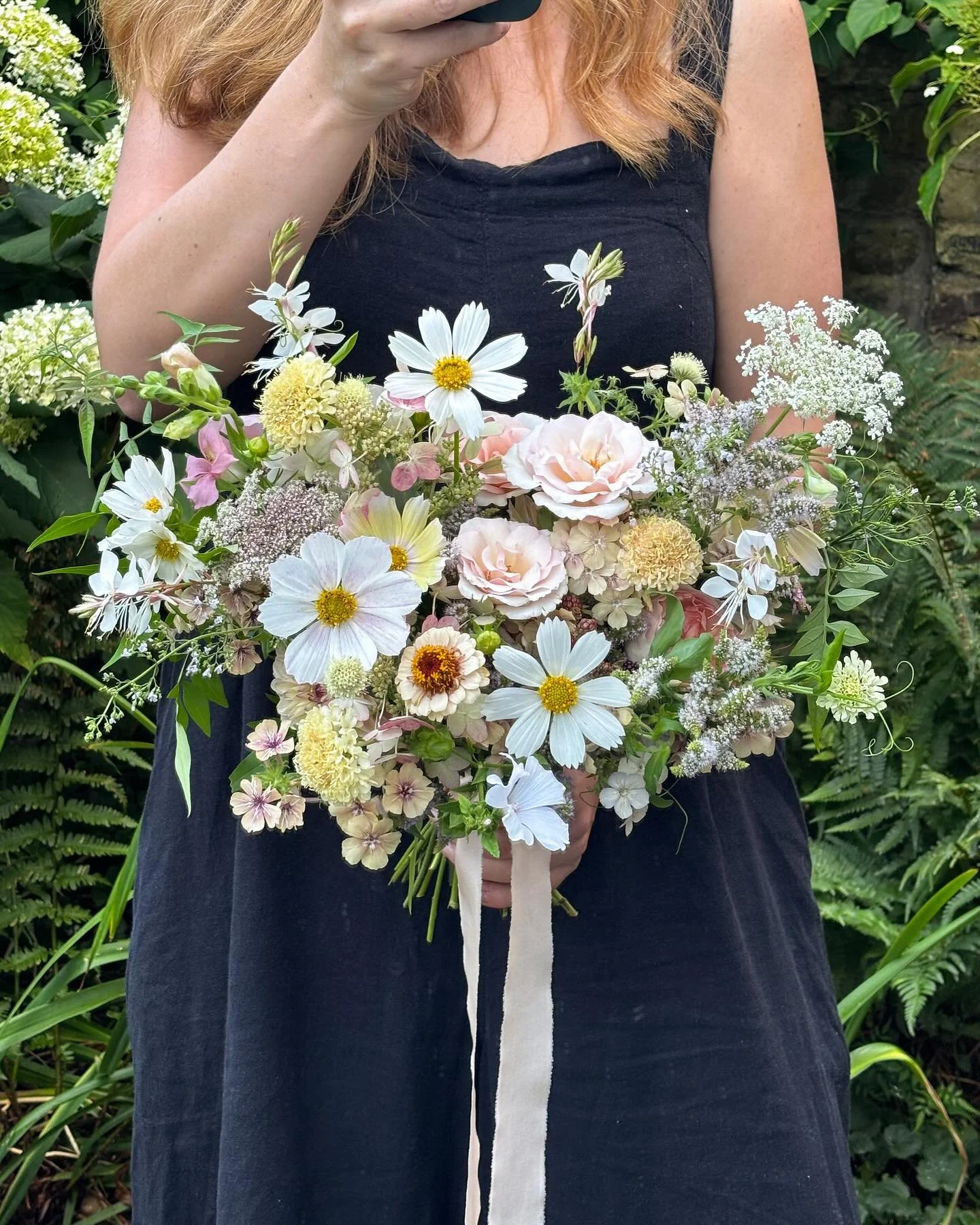 So much to share from F&amp;J&rsquo;s wedding on Friday, but the bridal bouquet is always my favourite place to start✨

Fran&rsquo;s bouquet was full of gorgeous mid-Summer ingredients, chosen for their beauty, scent and special meaning. 

Including 