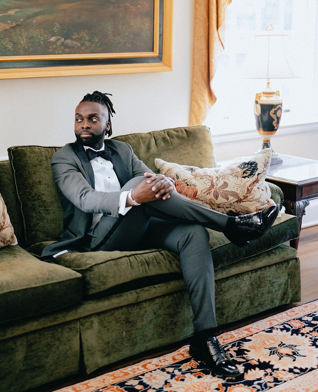 Oh so sharp and dapper groom's look ✔️ Brides are the only ones that can have fun with their attire! We adore a groom with style ⧓⁠
⁠
Coordination | @aniwolff_⁠
Clients | @cltrank @powusu2⁠
Venue |  @tpcjasnapolanaweddings⁠
Florals | @lauraclaredesig