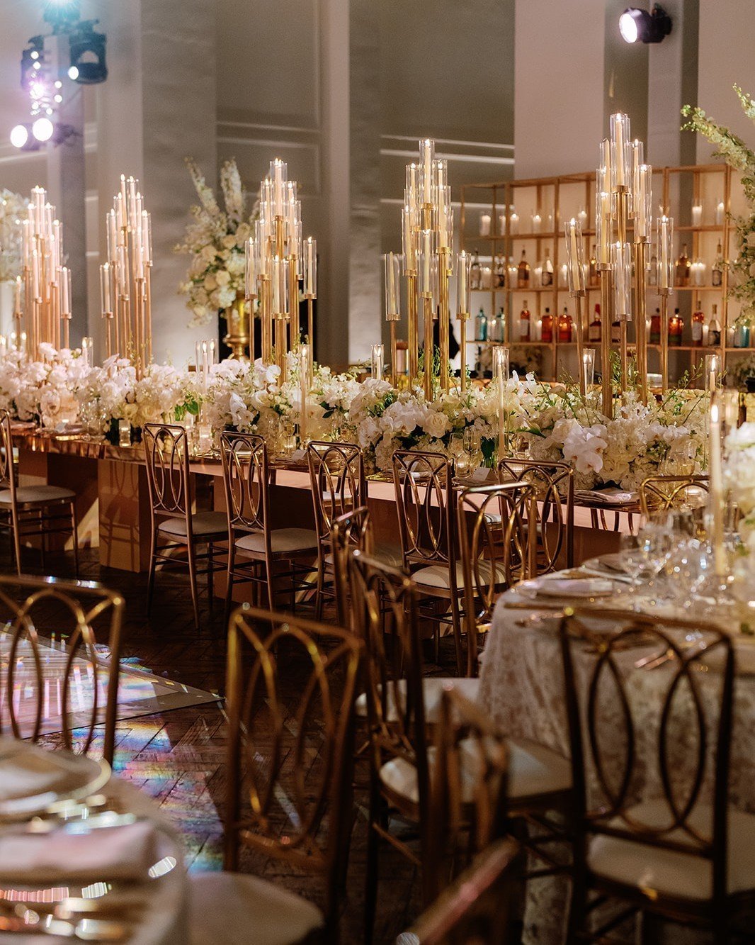 Splurge on the florals and rentals.⁠
⁠
That is all. Have a good #WeddingWednesday.⁠
⁠
Planner | @aniwolff_⁠
Venue | @arlohotels⁠
Photographer | @patfureyphoto⁠
Videographer | @the.totos⁠
Florist | @theavenuejflorist⁠
Entertainment | @hanklanemusic⁠
E