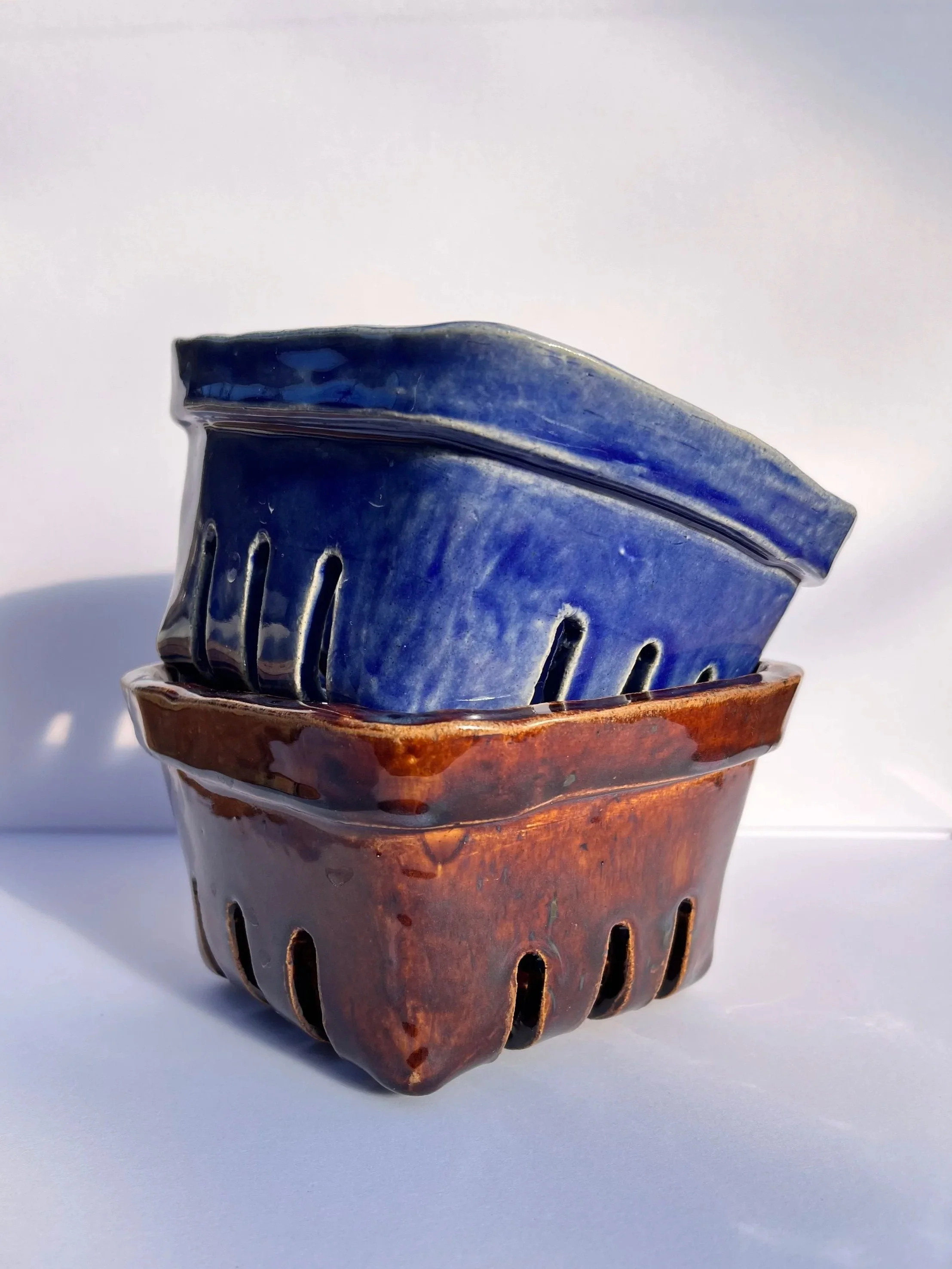 Stoneware berry baskets