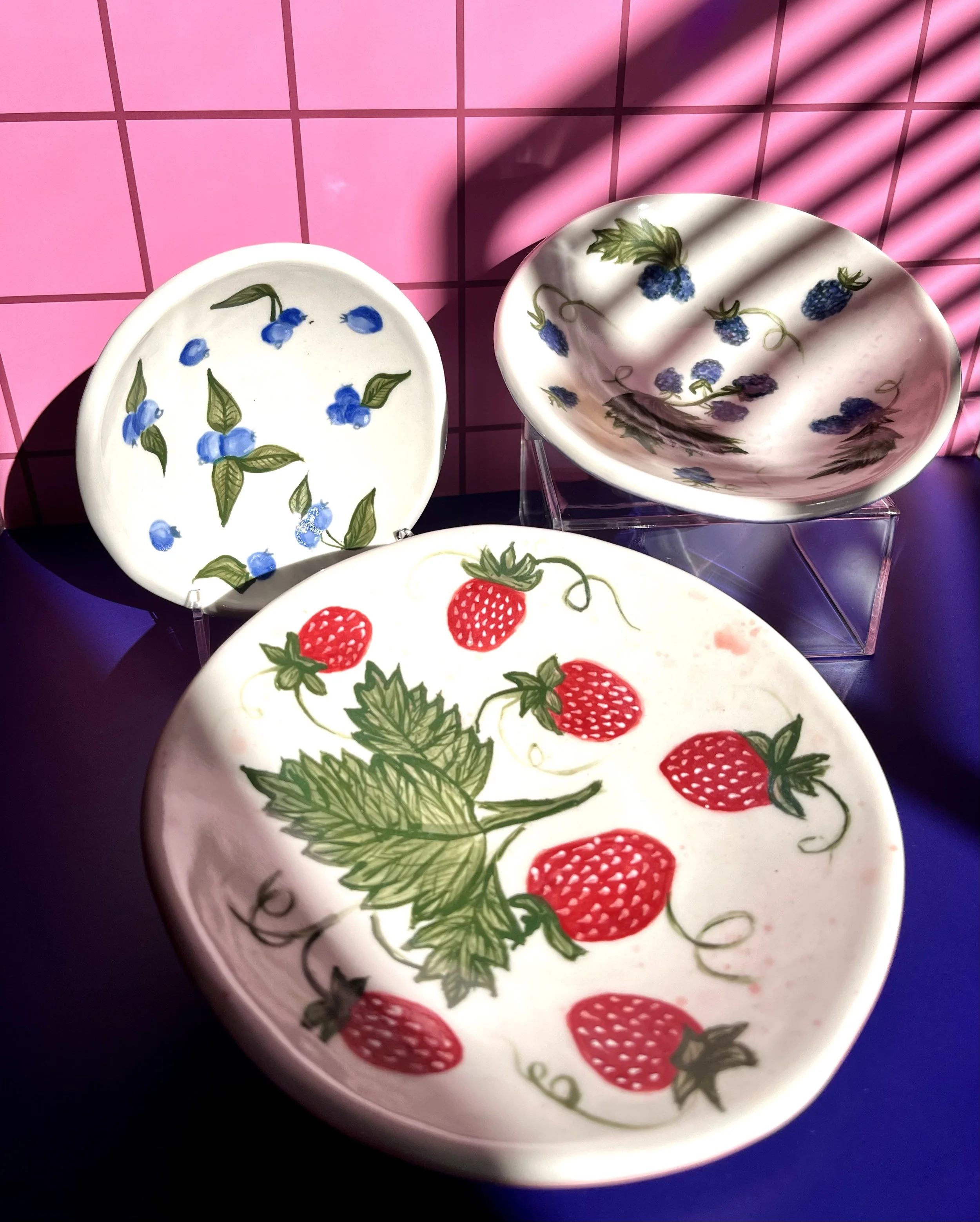Hand painted berry dish set 