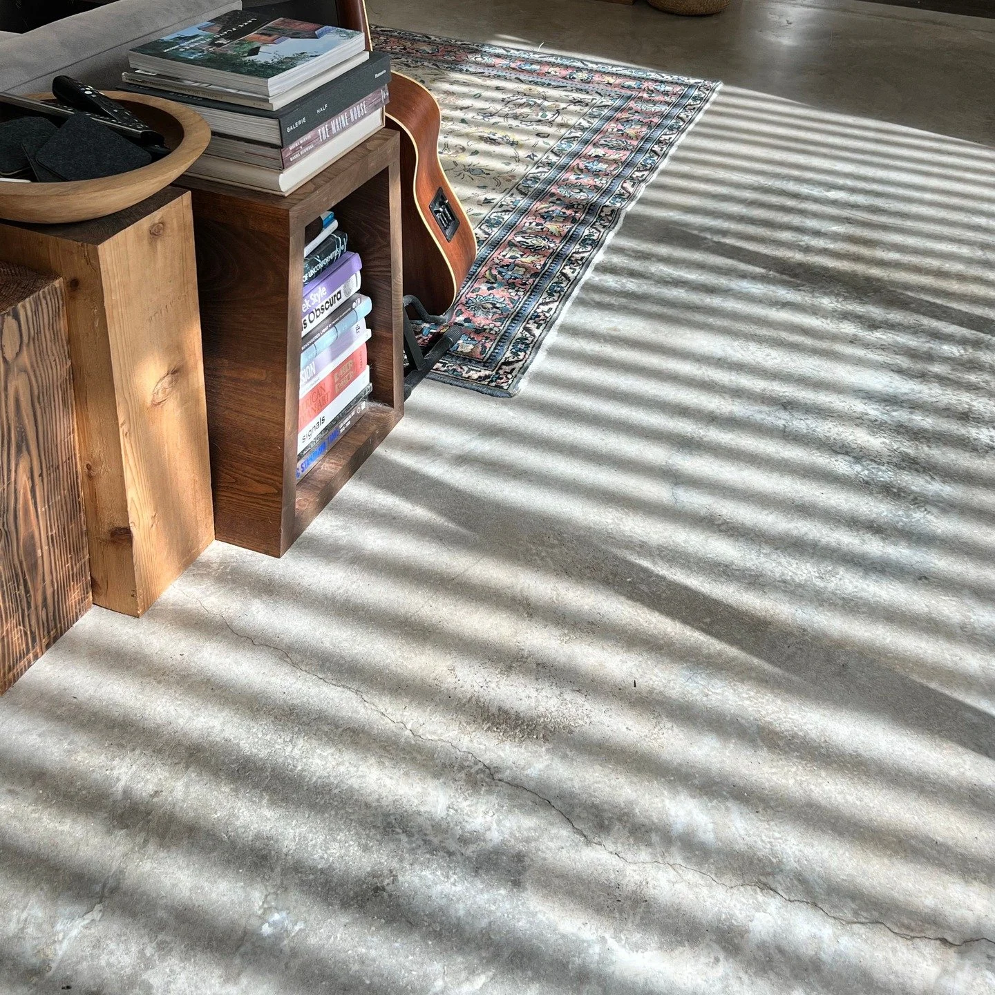 We did a natural-colored polished floor for a ceramic sculptor&rsquo;s comfortable studio and living space. The floor does well even when spattered with creative goo under her wheel. @kinneymorrowarchitecture 

#concrete #concretefinishes #concretefi