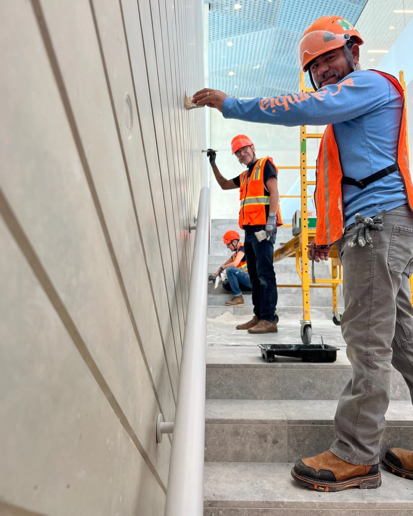 Our crew at Ismaili Center these many months has included the masterful Luxe Faux artisans Karla Quesenberry and Marco Villegas and our own master artisan Nic Reyes in the foreground. 

#concrete #concretefinishes #concretefinishing
#specialtyconcret