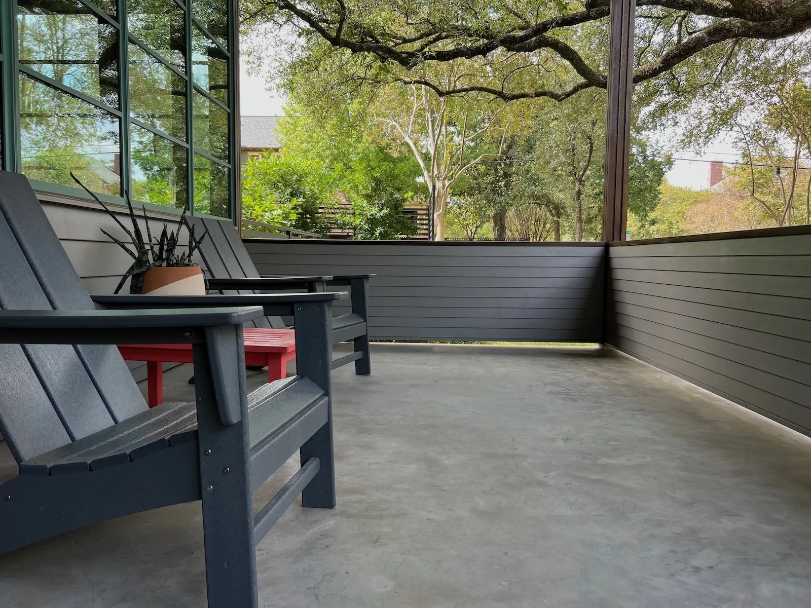 EXT_6.5 St_porch.jpeg