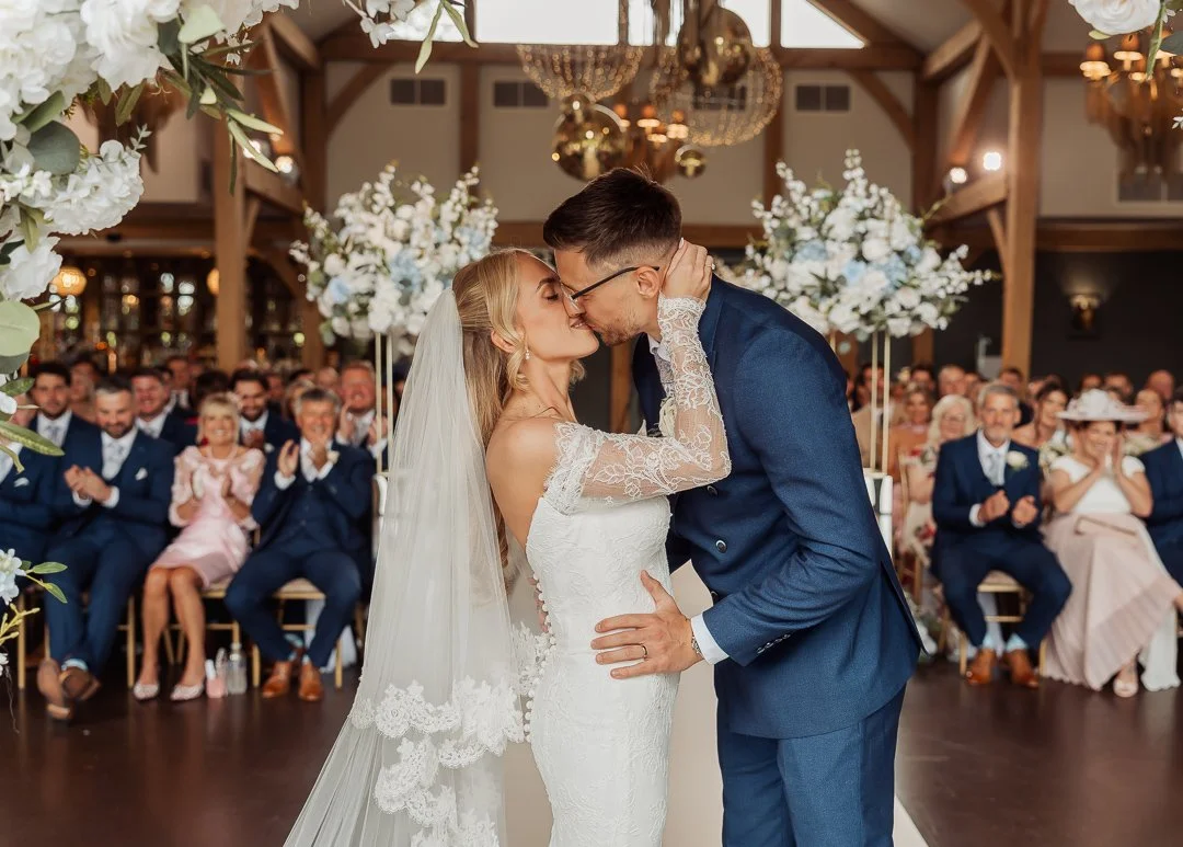 Aishlyn&Brad-1883.jpg
