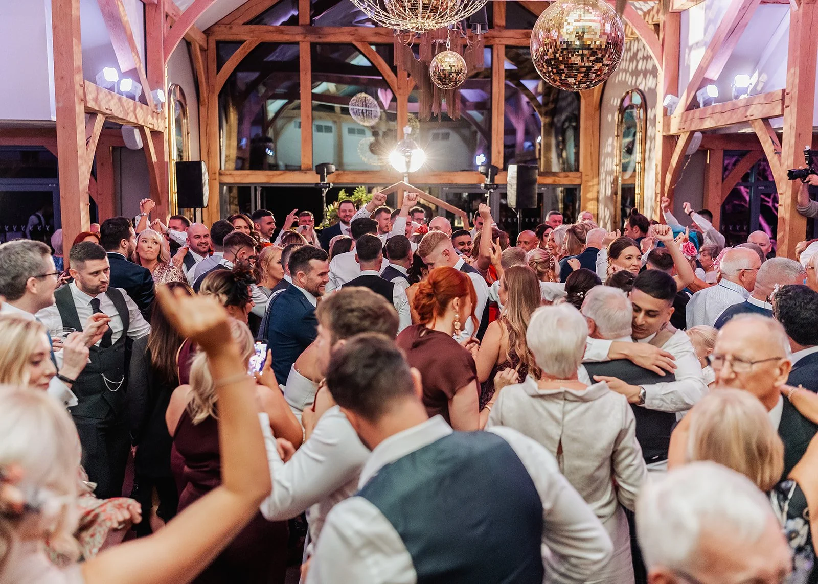 first-dance-enterkine-house-ayrshire-david-long-dancefloor-2.jpg