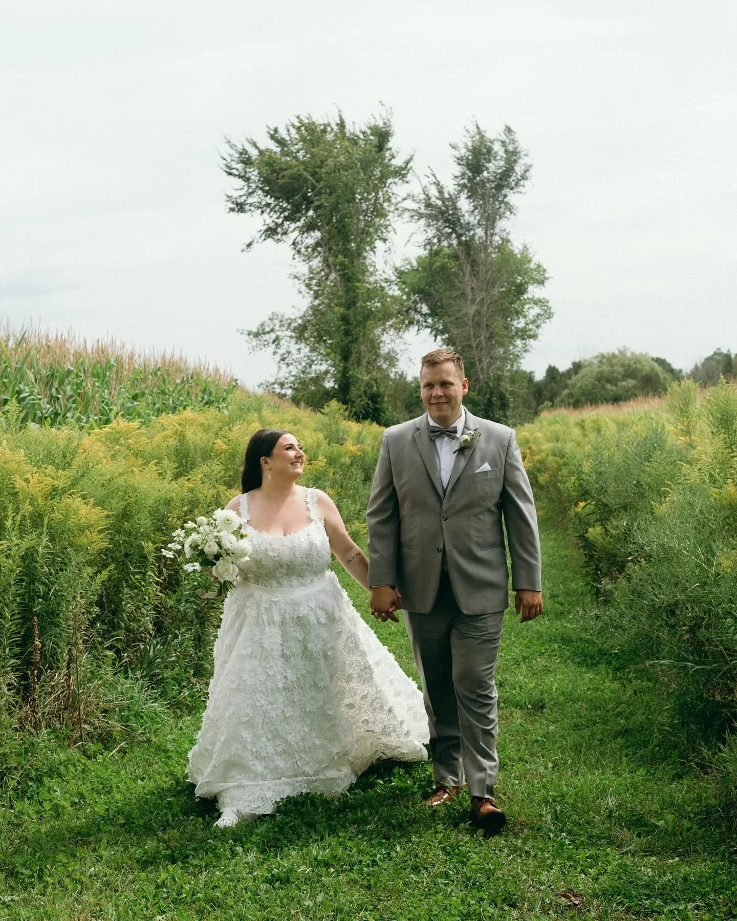 I&rsquo;m just over here reliving this magical day @stevensonestate with G &amp; W

We grew some fluffy cosmos, white dahlias, some clean white gladiolus for this couple to make the design extra special ✨🌿

Wishing you both such happiness on your jo