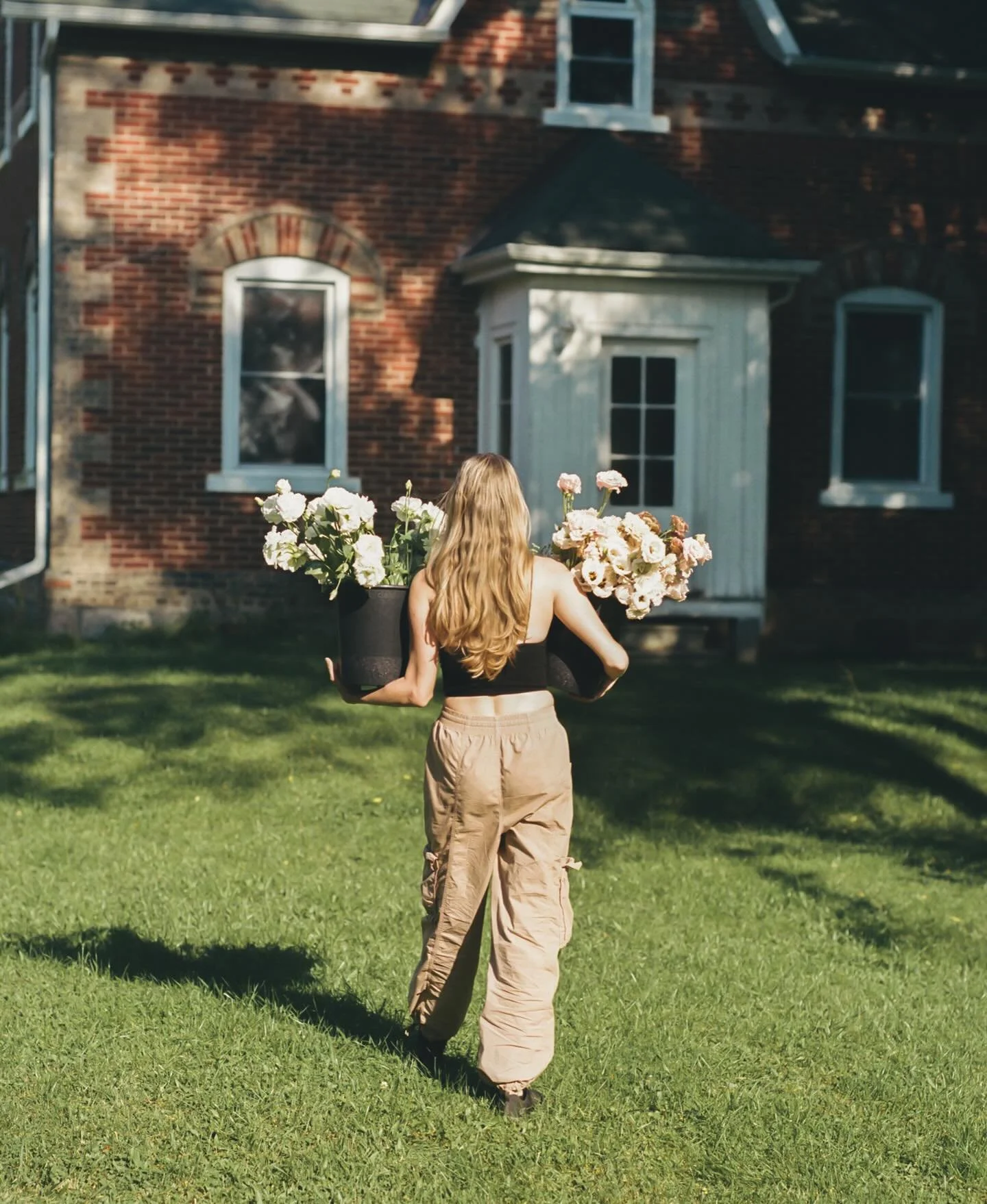 FARMER ON VACATION. 🇯🇵 

It has been my DREAM since I was 10 to go to Japan. Now we are finally packing our bags for 3 weeks to do a trip of a life time. 

All emails and communication will have to wait to we get back in mid-November and I&rsquo;ll