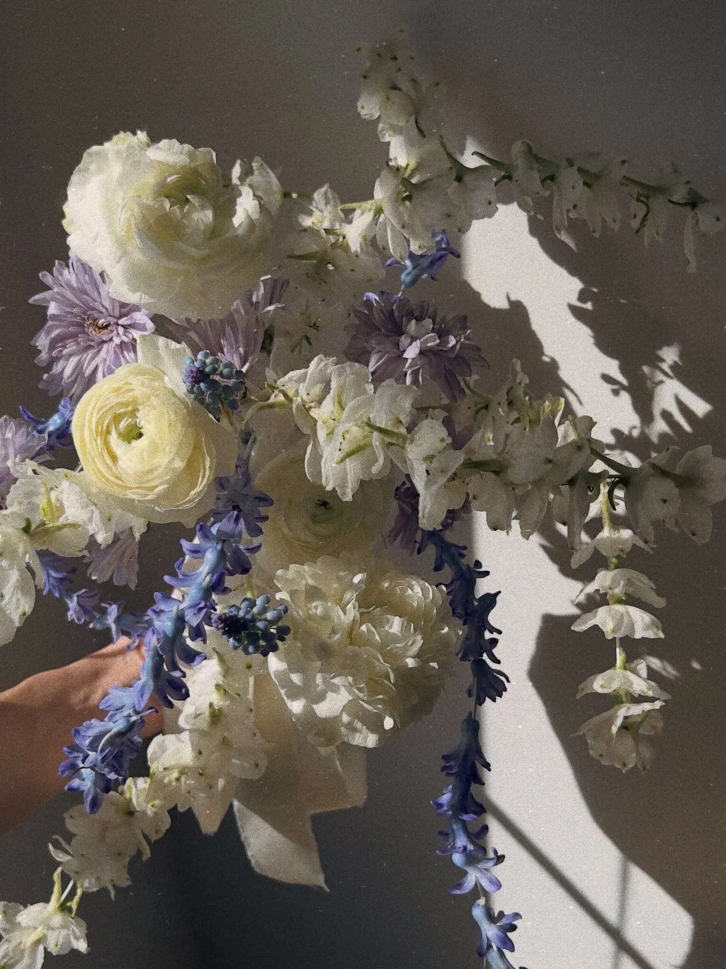 A modern style bridal bouquet Inspired by the spring time wisteria in Tuscany 💙 

Save for your own wedding inspo ✨

#bridalbouquetideas #bridalinspo #torontoflorist