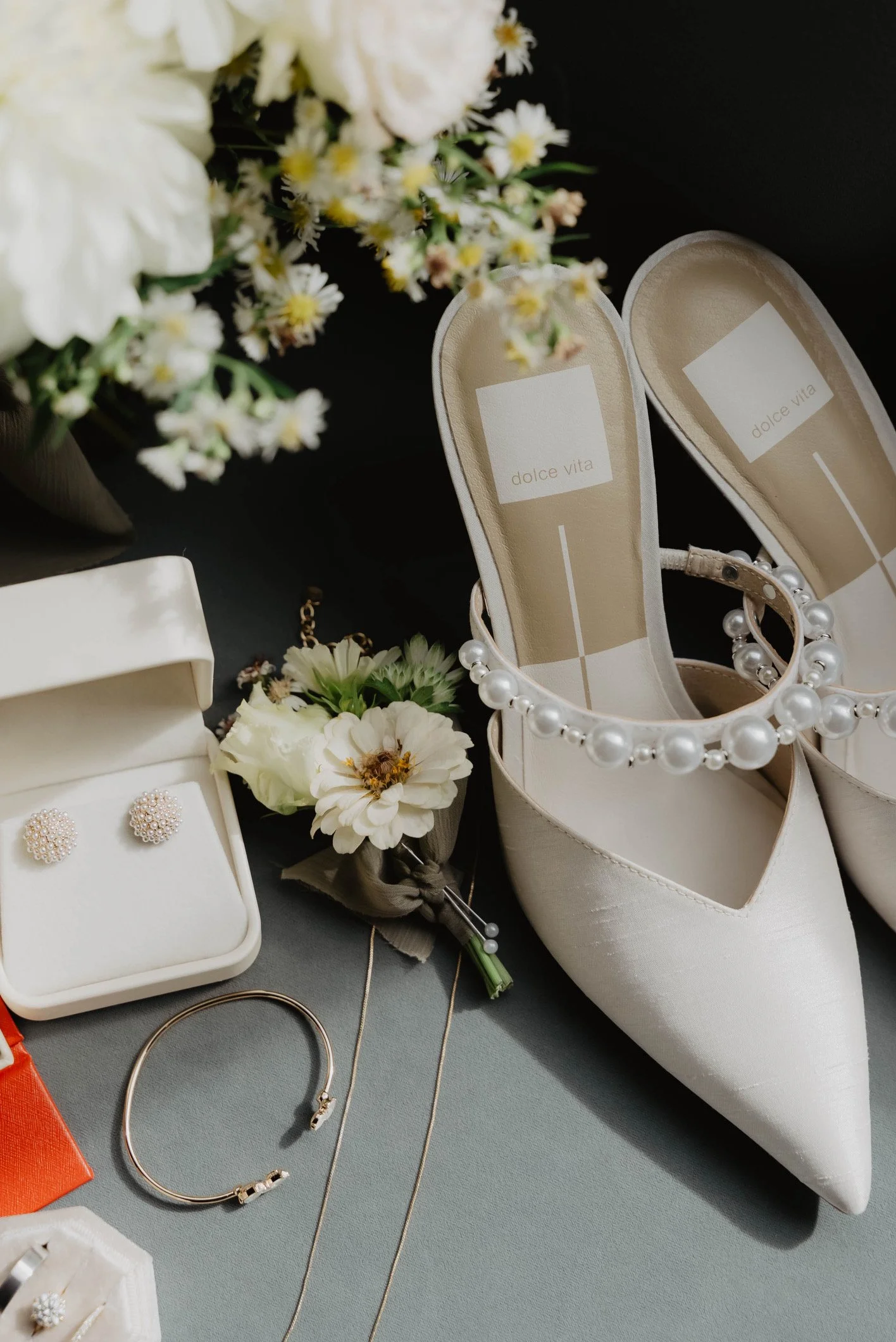 Shot by bomkee weddings