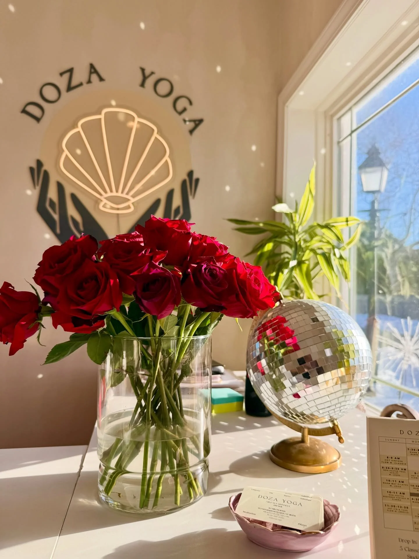 Happy February Doza Fam! Love is in the air and we are here to keep you warm all winter long 🌸🌹 

Feb. 7th 2-4pm Releasing Tension Through Embodiment: Part 3 with @lms_yoga ! The last workshop of this series will be all about back bending and heart