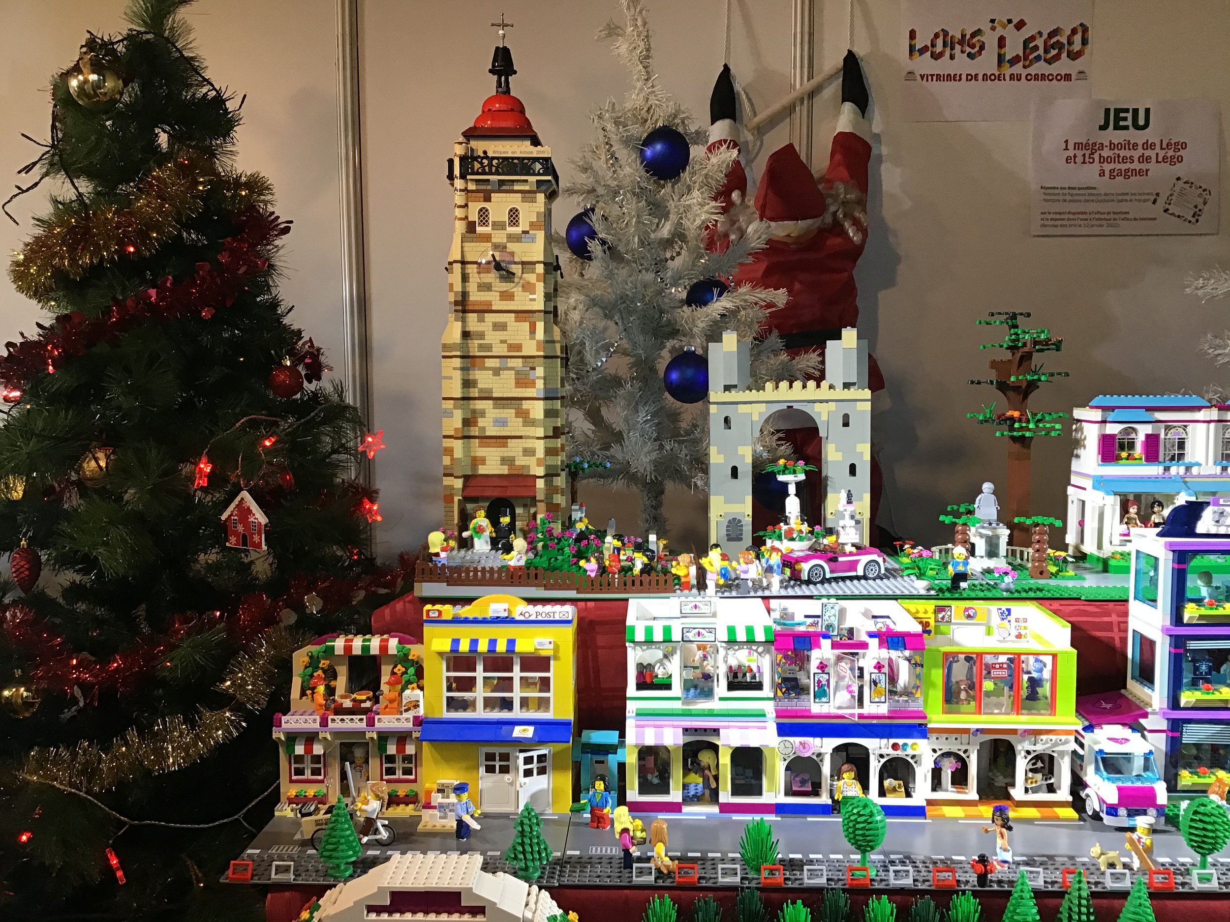 Lego Lego Lego in Lons Town ! 😊😊