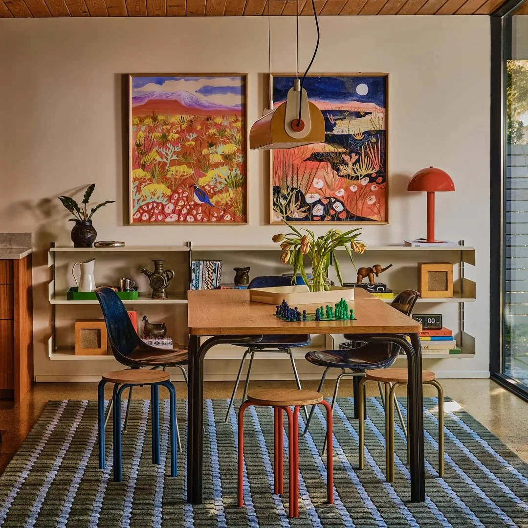 su25_barnes-chandelier-forma-stool-table-ashlar-rug_1x1_pablo-e.jpeg