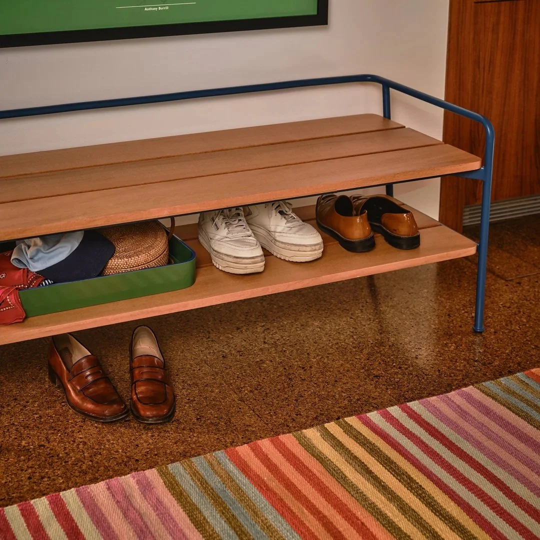 su25_workhard-ronda-bench-lisse-rug_detail_1x1_pablo-e.jpeg