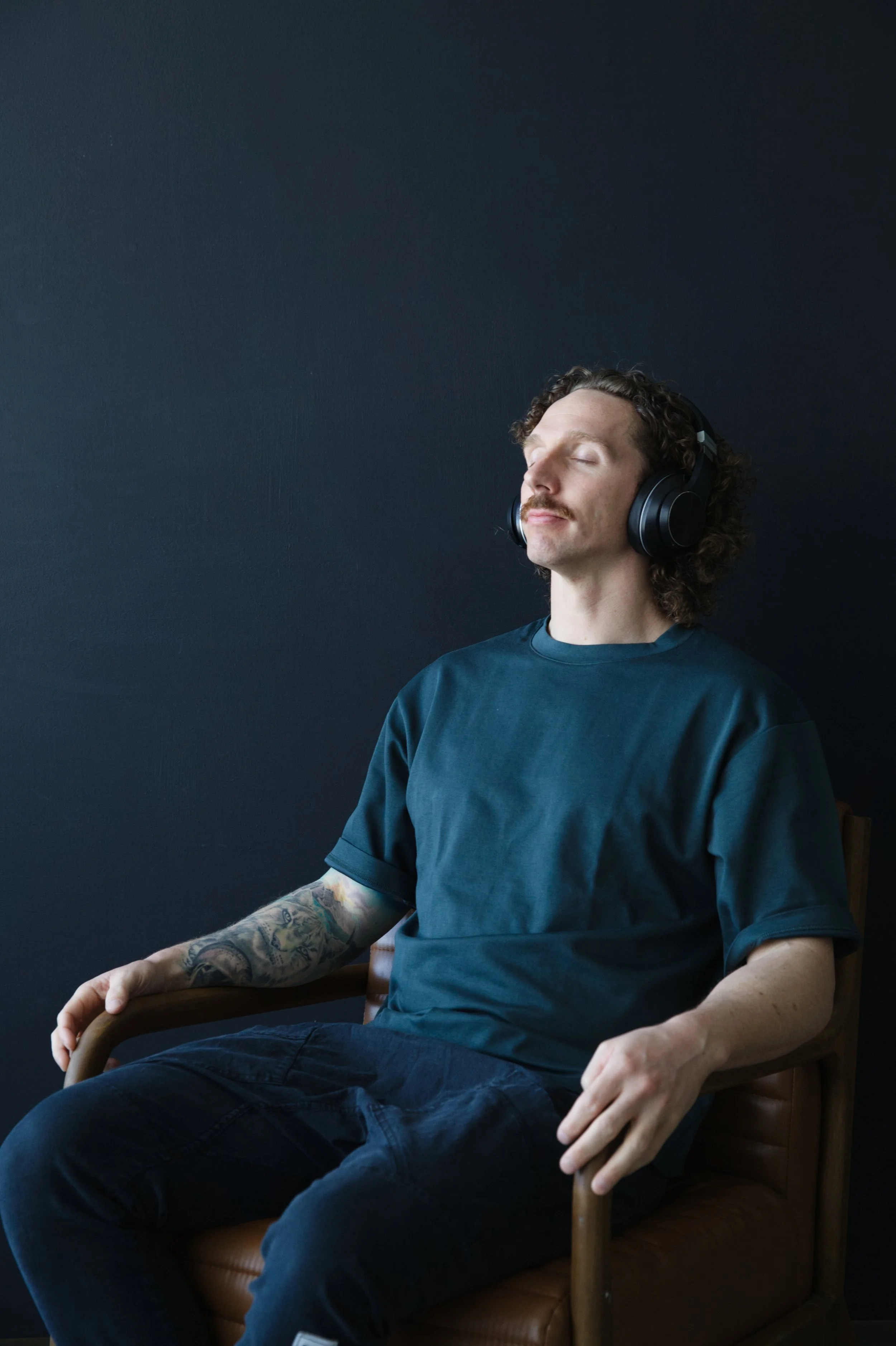 Jonathan Taylor, Registered Clinical Hypnotherapist, offering clinical hypnotherapy services in Calgary and online.