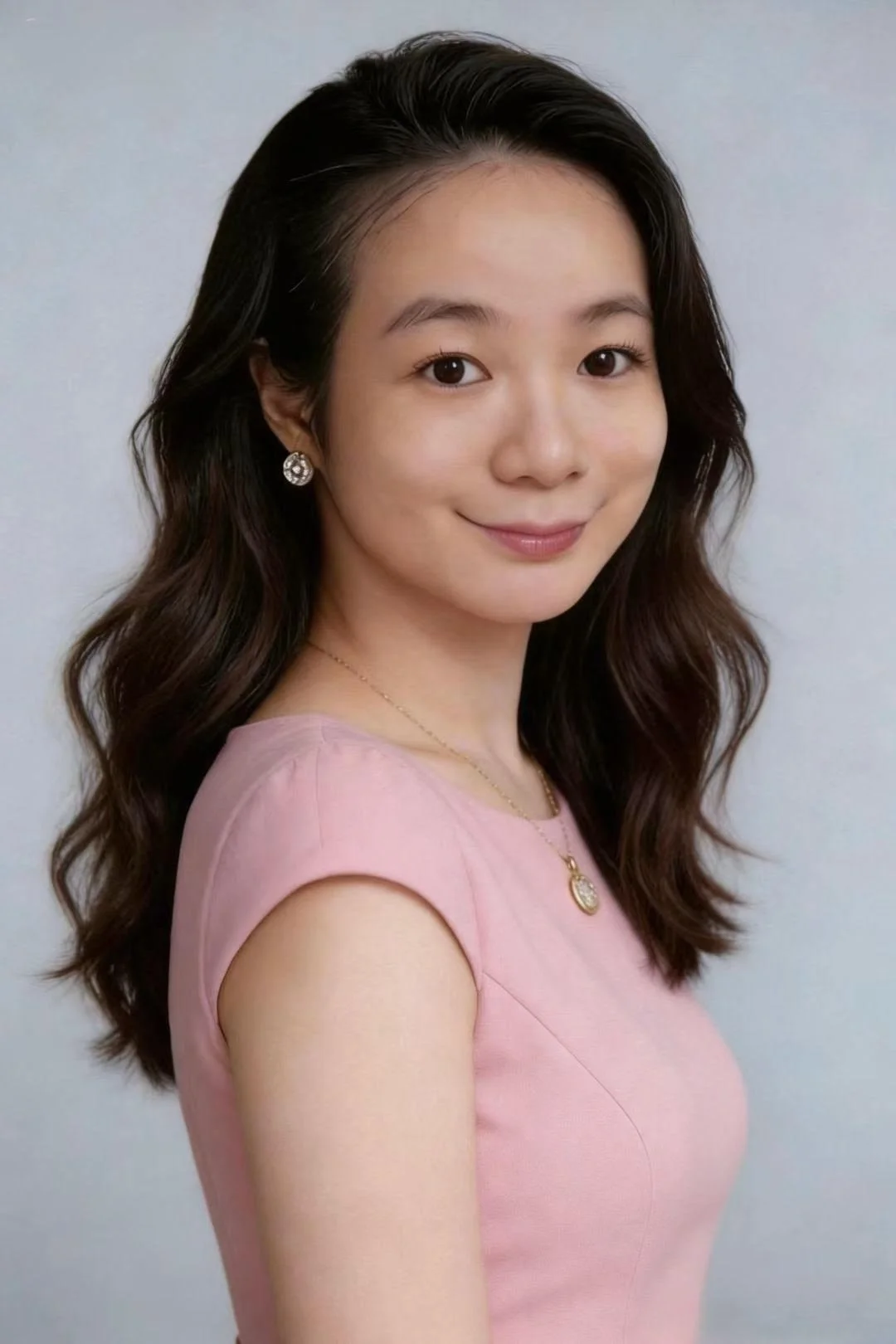Wanyi Hu, LPCC, bilingual trauma and couples therapist