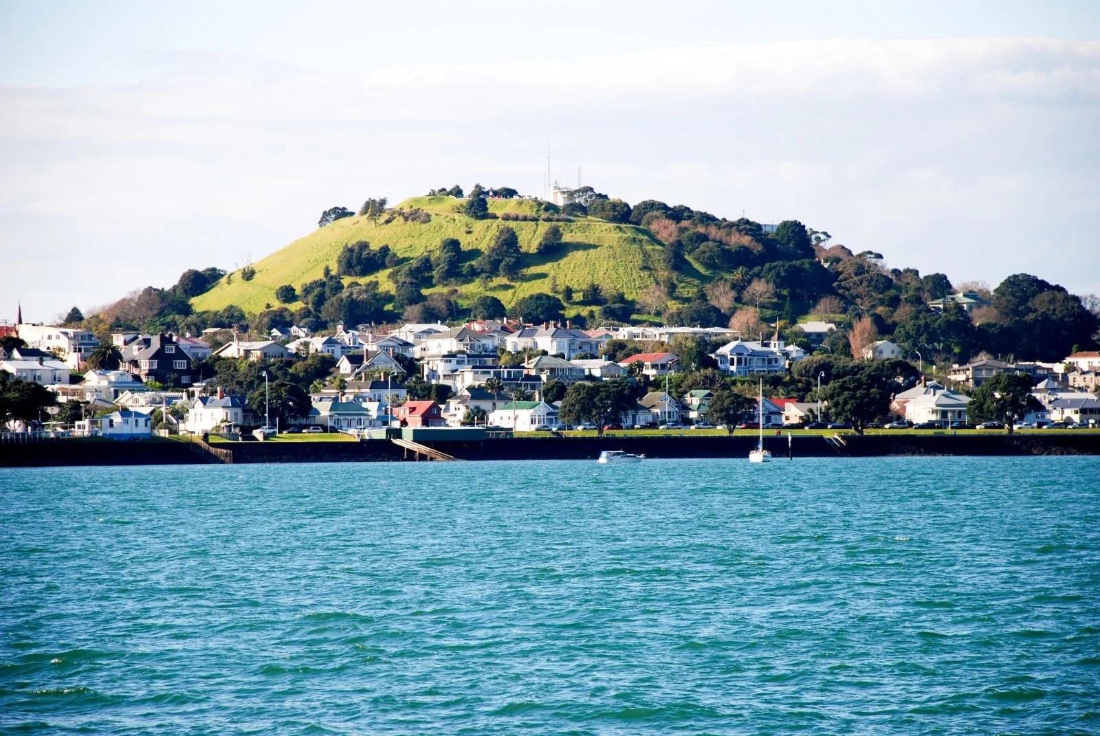 Explore - Devonport Village - Auckland's best seaside escape