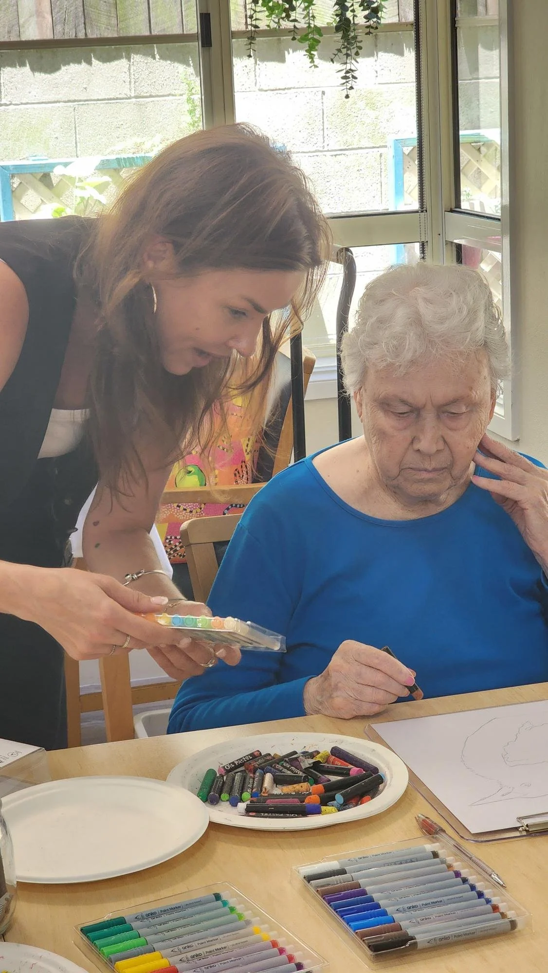 Rose and Tamara.jfif