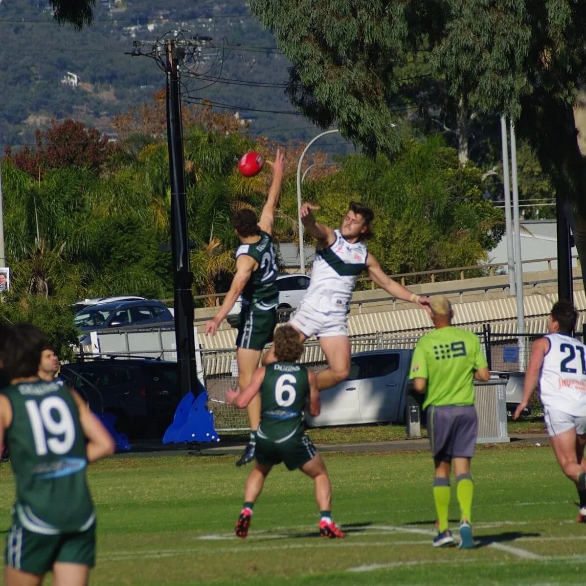 Don&rsquo;t be late to the game today, first bounce 2.30pm 🐉

A Grade Elimination Final
Westminster vs Edwardstown 
Edwardstown Oval

#finalsfooty #dragons #culture