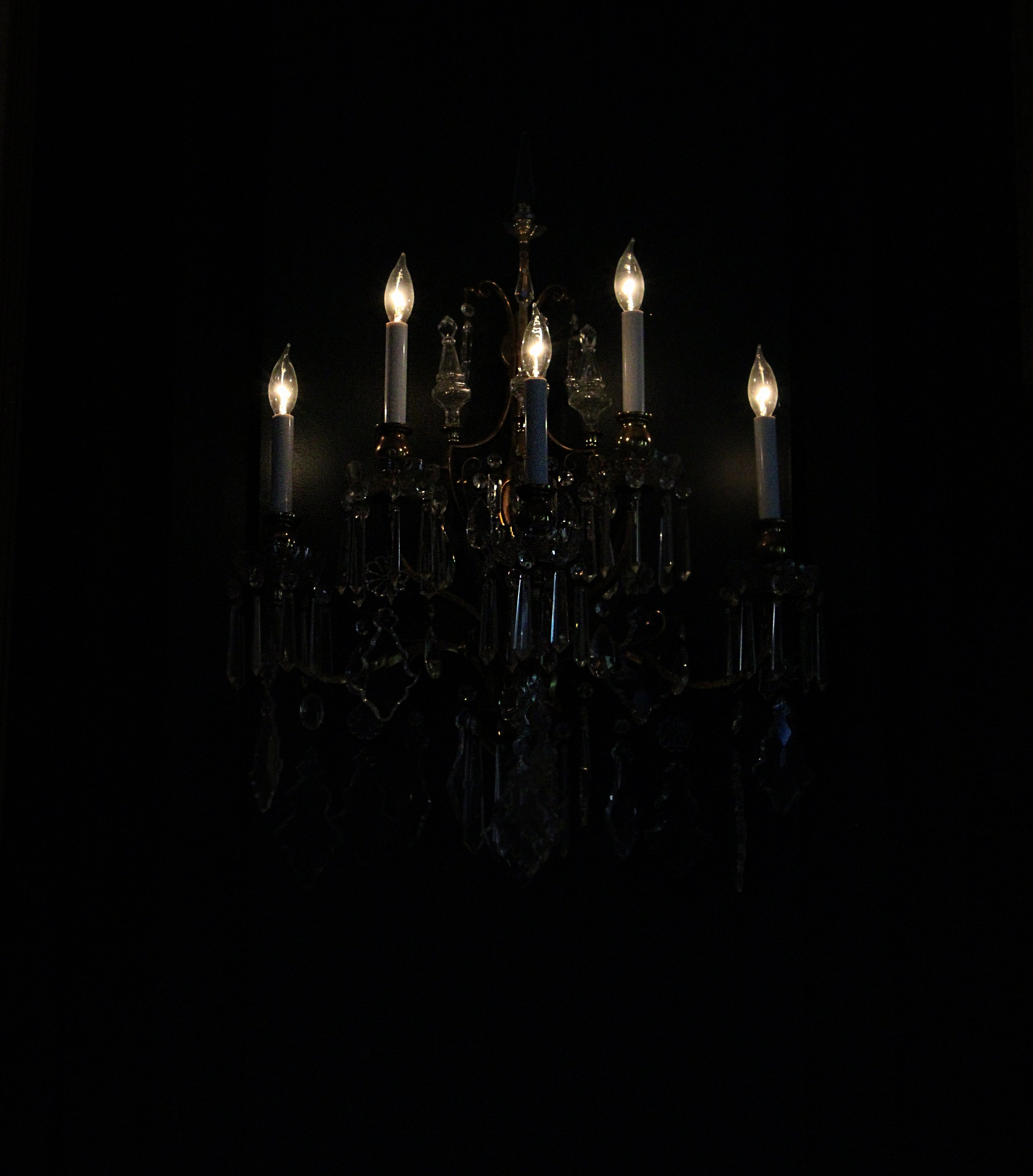 chandelier.jpg