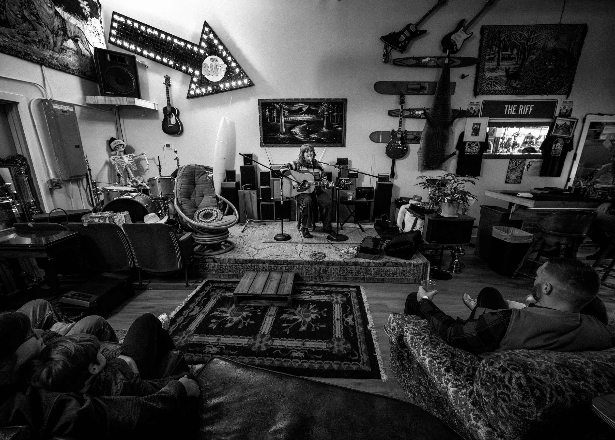 Esther at B-Side Records (Dec. 2025)