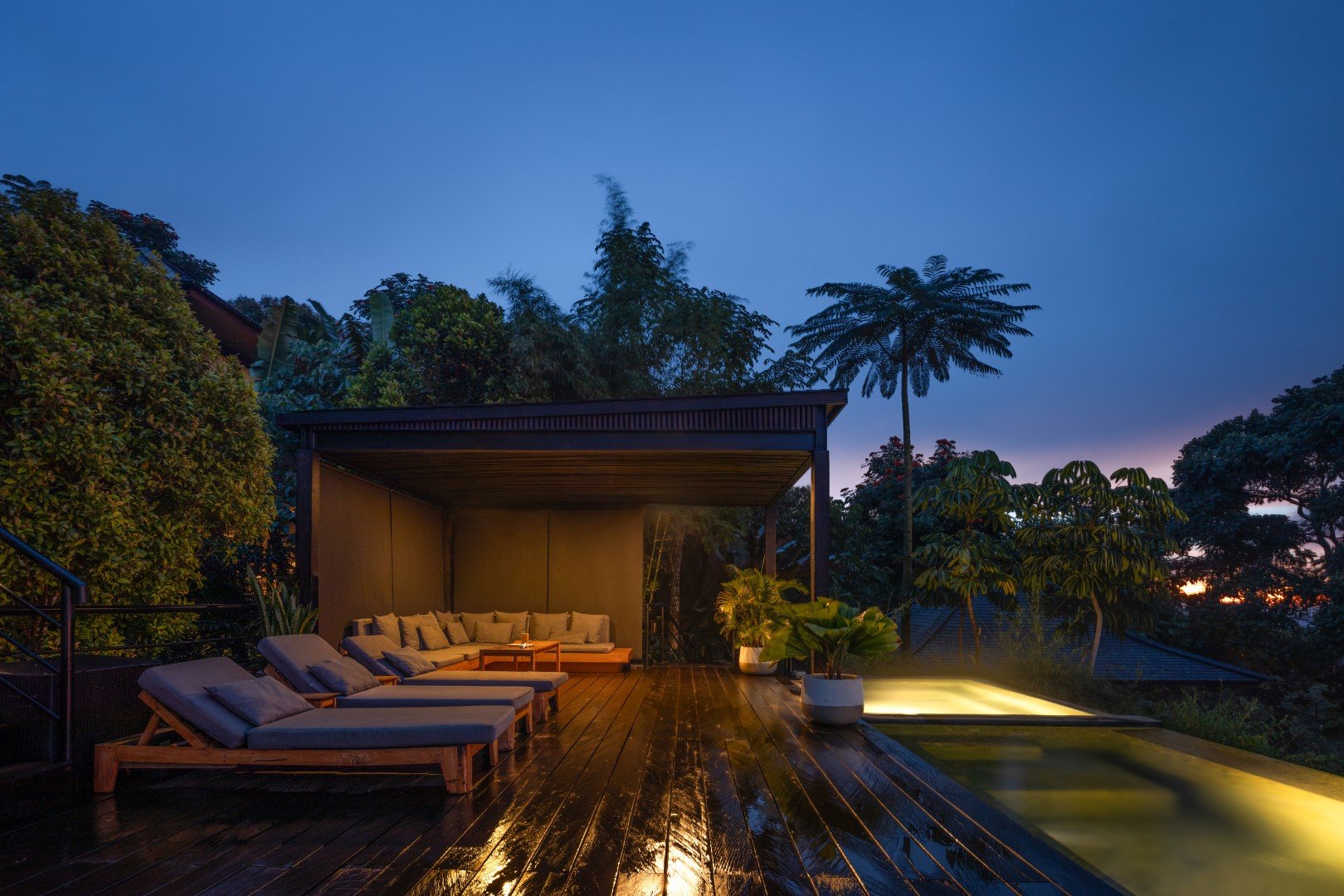 Munduk Cabins-pool-9.jpg