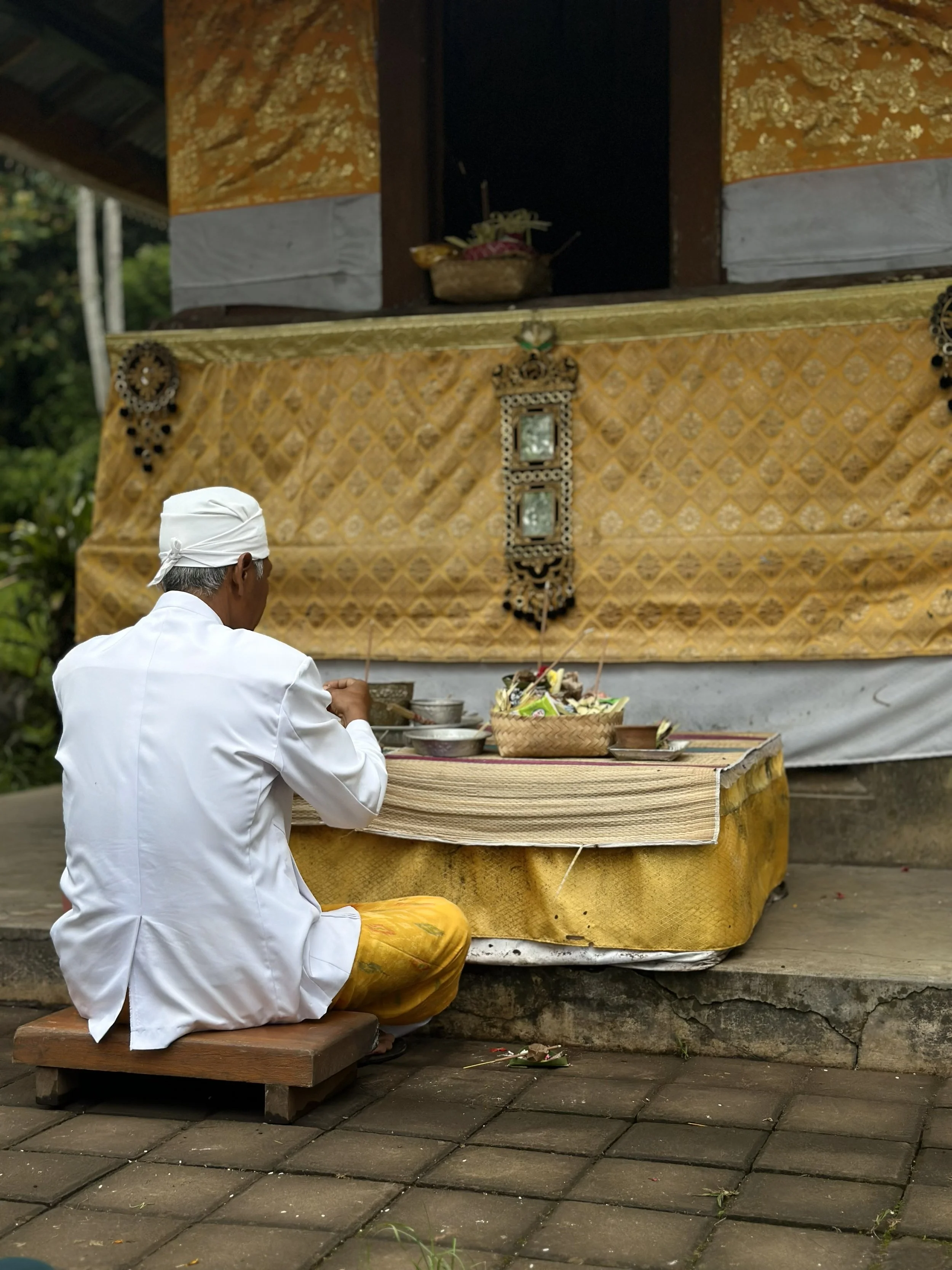 Munduk Cabins Temple 1.jpeg