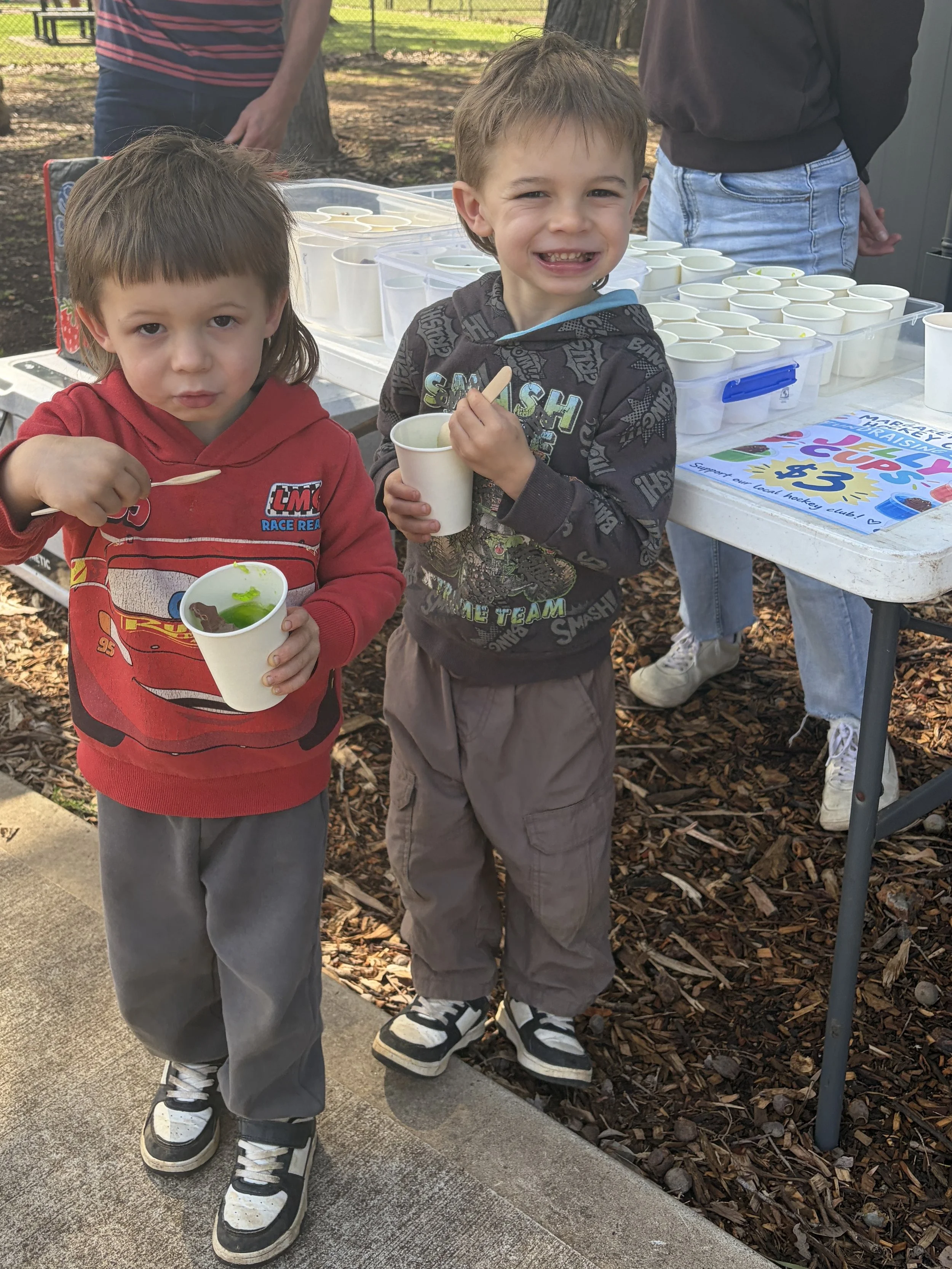 IMG_0882 wind up jelly cups.JPG