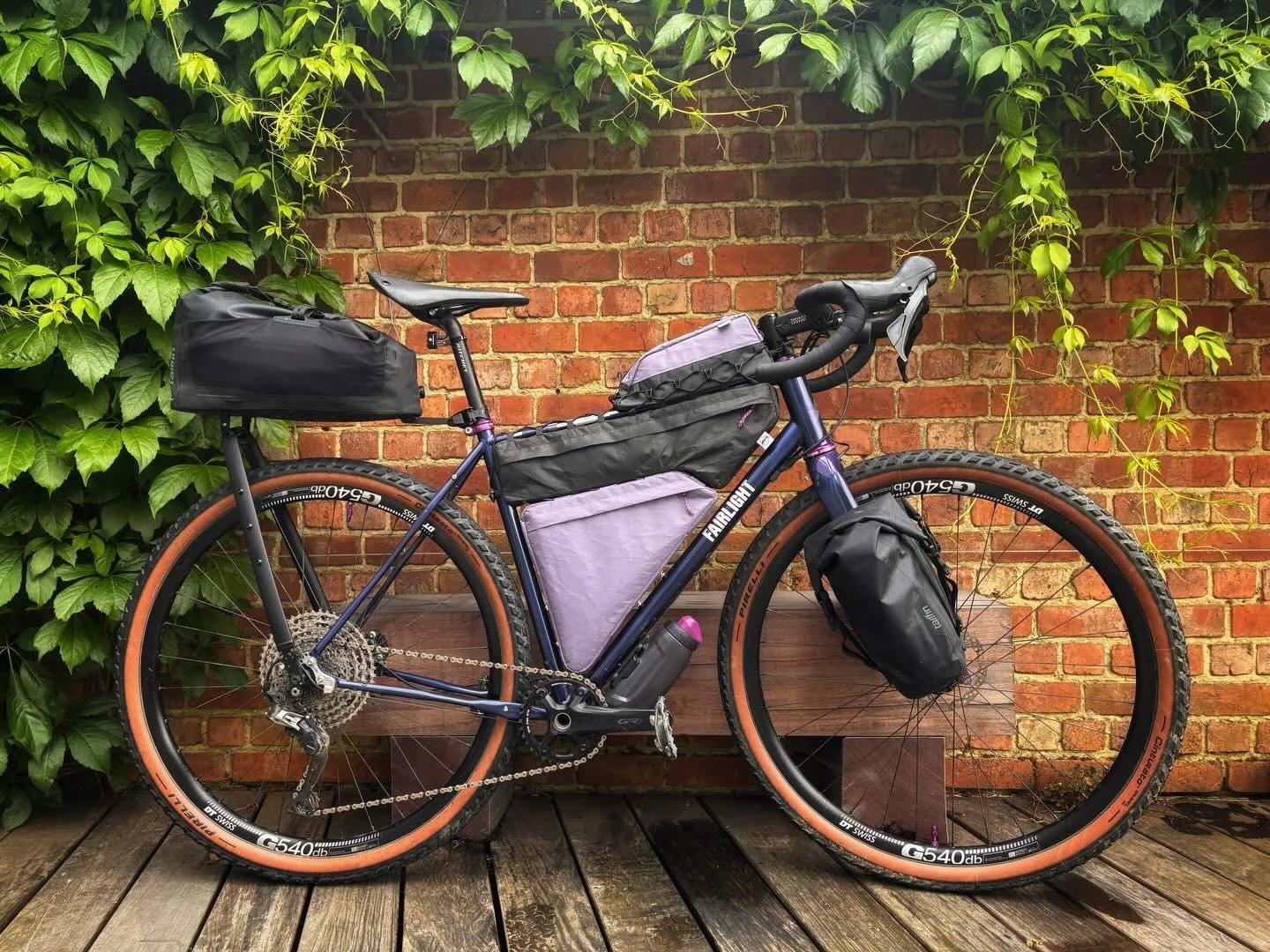 Bikes of El Piri 2026

The third edition of El Piri starts this Sunday 14th June at 07:00 CEST. Ahead of the start, we are excited to share some of the bikes and setups that this years riders have chosen.

From single chainring to double suspension, 