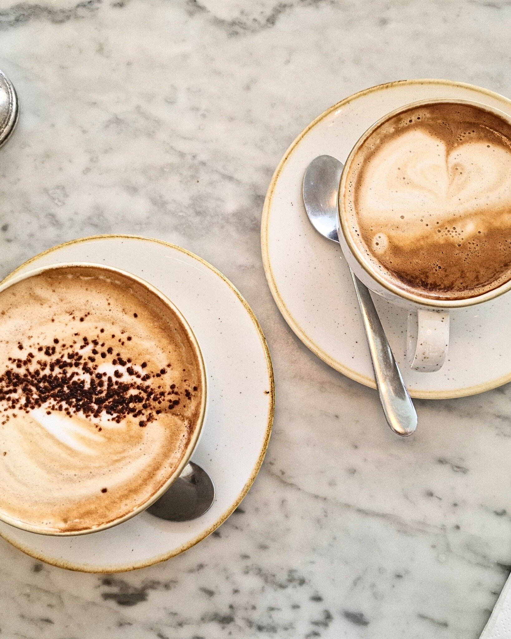 May your coffee be strong and your Monday be short 🤞😁 we're ready to serve you caffeine from 8.30am today! 

#cappuccino #cappuccinoart #machiato #coffeelover #mondaymood #mondaycoffee #newweek #butfirstcoffee #leighonsea #supportlocal #baristacoff