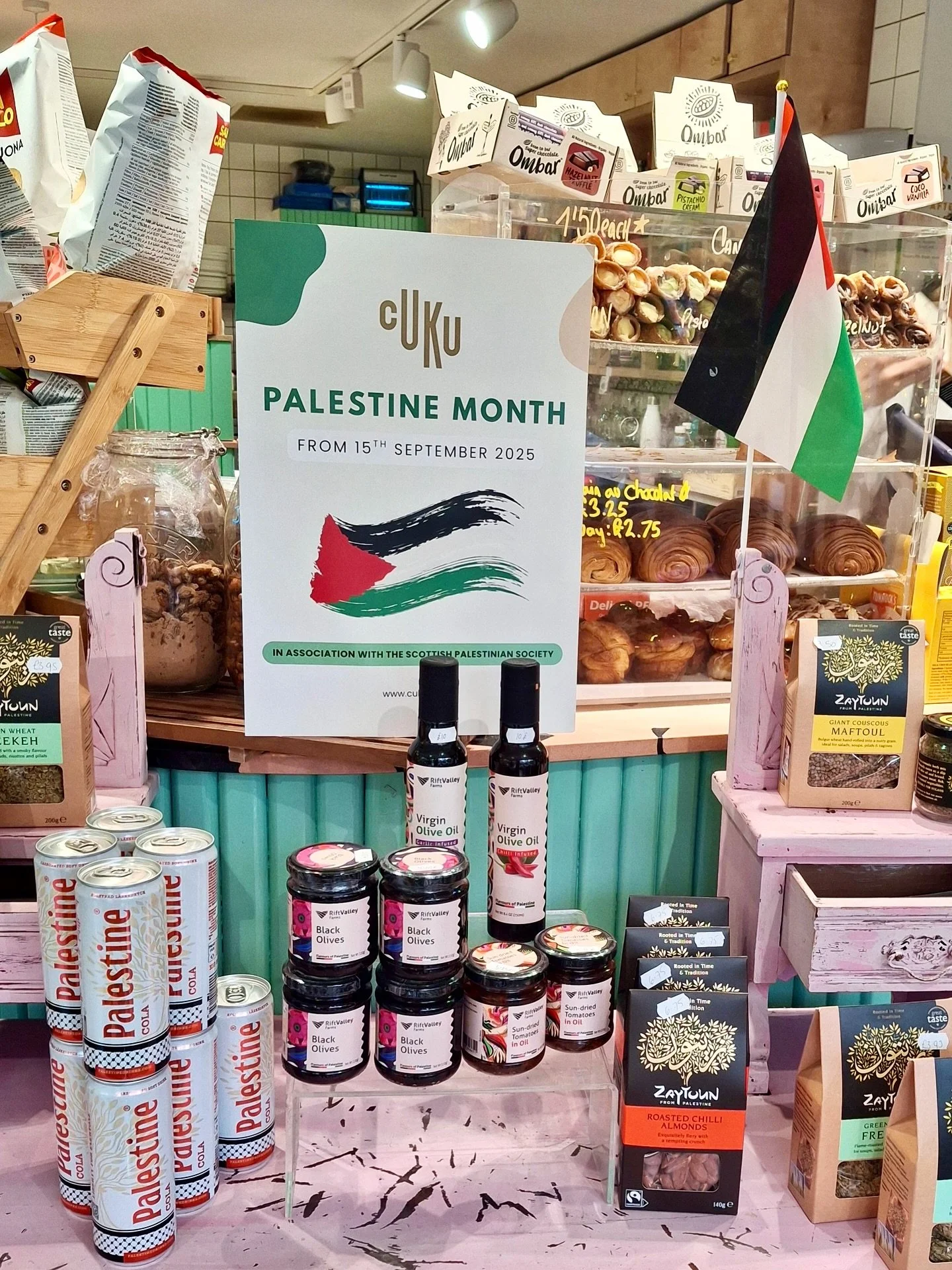 This Friday, 10th October, we’re gathering for Palestine: A Shared Table.
An evening of food, culture and connection, where every plate tells a story.
Join us for a unique dining experience in support of humanitarian food aid in Gaza.
📅 Fri